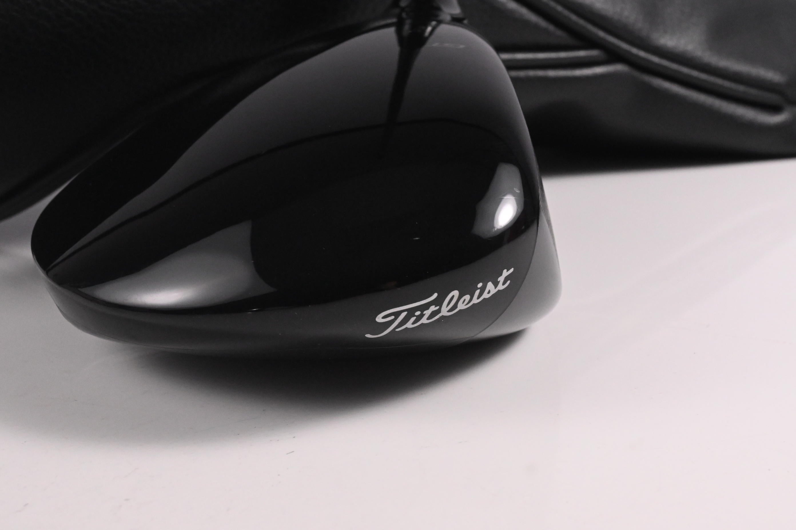 Titleist GT2 Driver / 9 Degree / X-Flex HZRDUS Black 60 Shaft