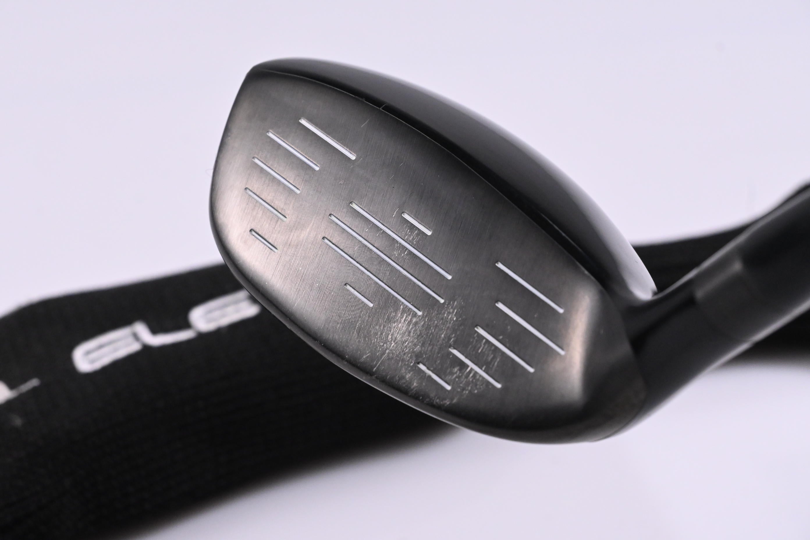 Eleven Pitching Hybrid Wedge / 43 Degree / Senior Flex KBS TGI 60 Shaft