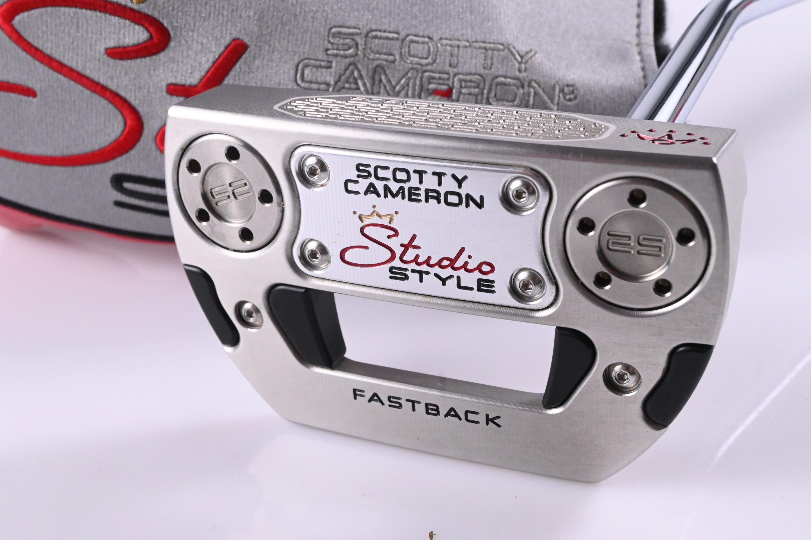 Scotty Cameron 2025 Studio Style Fastback Putter / 34 Inch