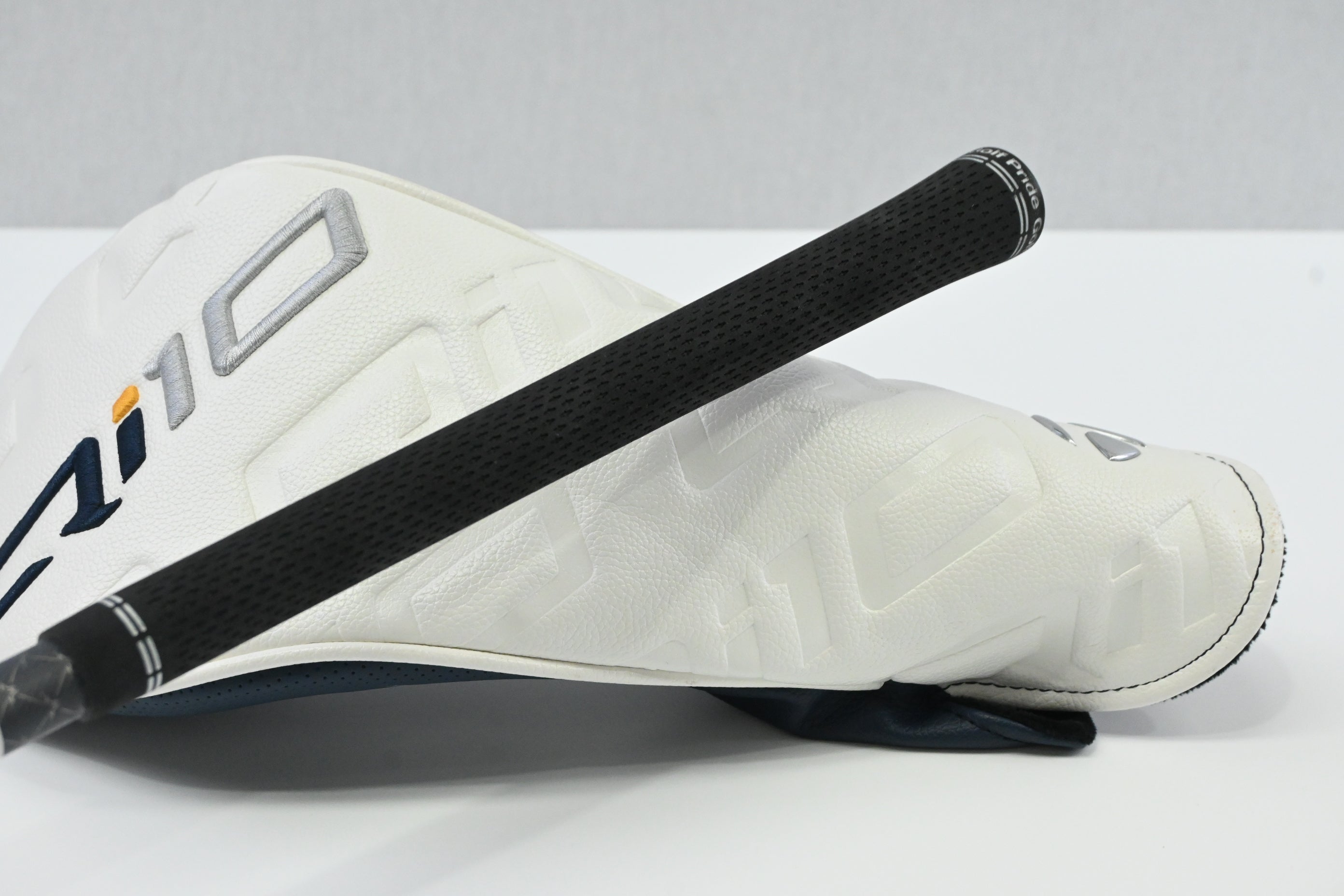 Taylormade Qi10 LS Driver / 9 Degree / Stiff Flex Tensei AV Blue 65 Shaft