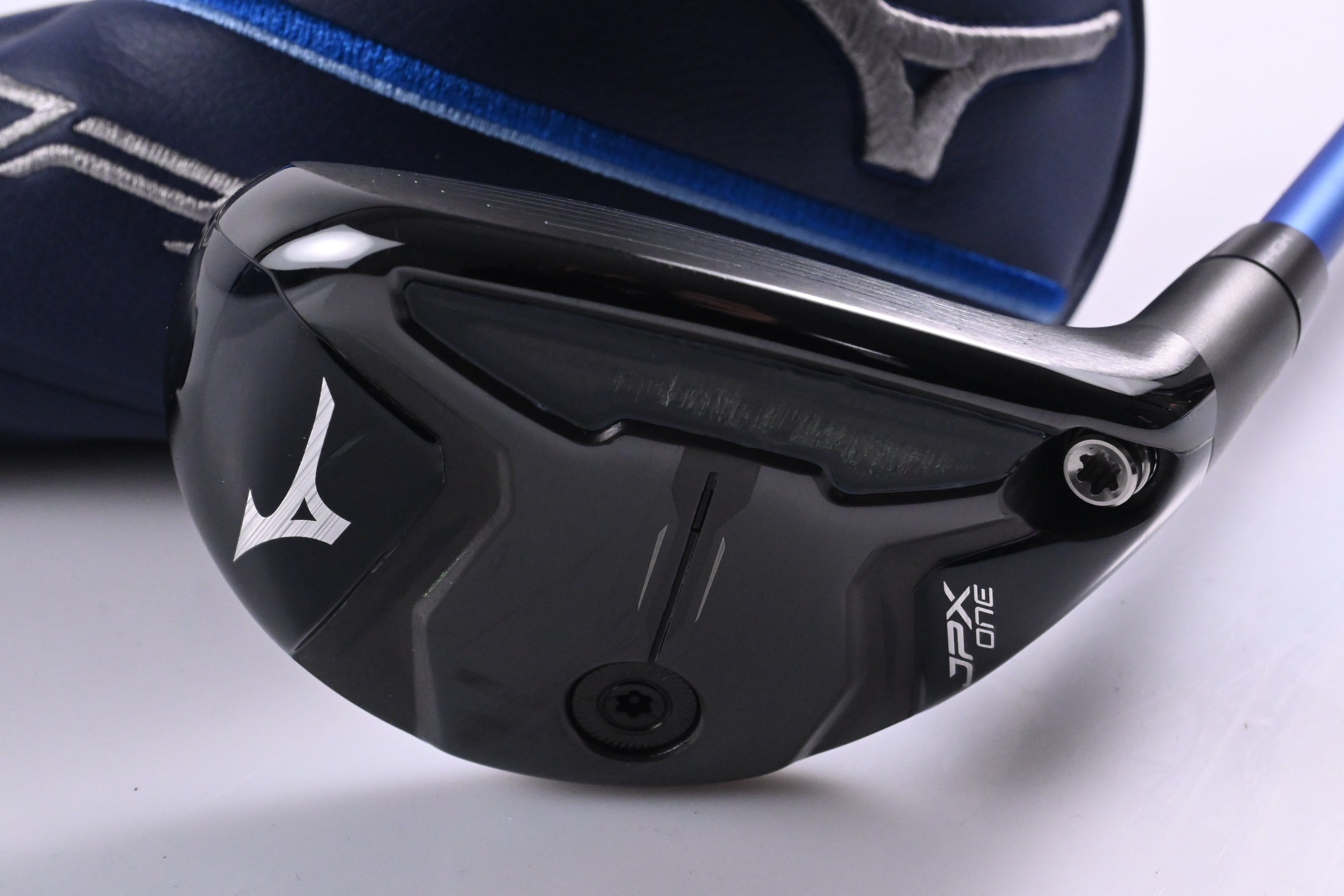 Mizuno JPX One #4 Hybrid / 22 Degree / Regular Flex Denali Frost  Blue 70 Shaft