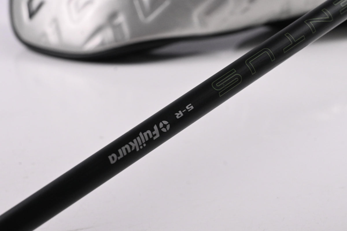 Taylormade Qi35 Driver / 9 Degree / Regular Flex Fujikura Ventus Blue '25 5