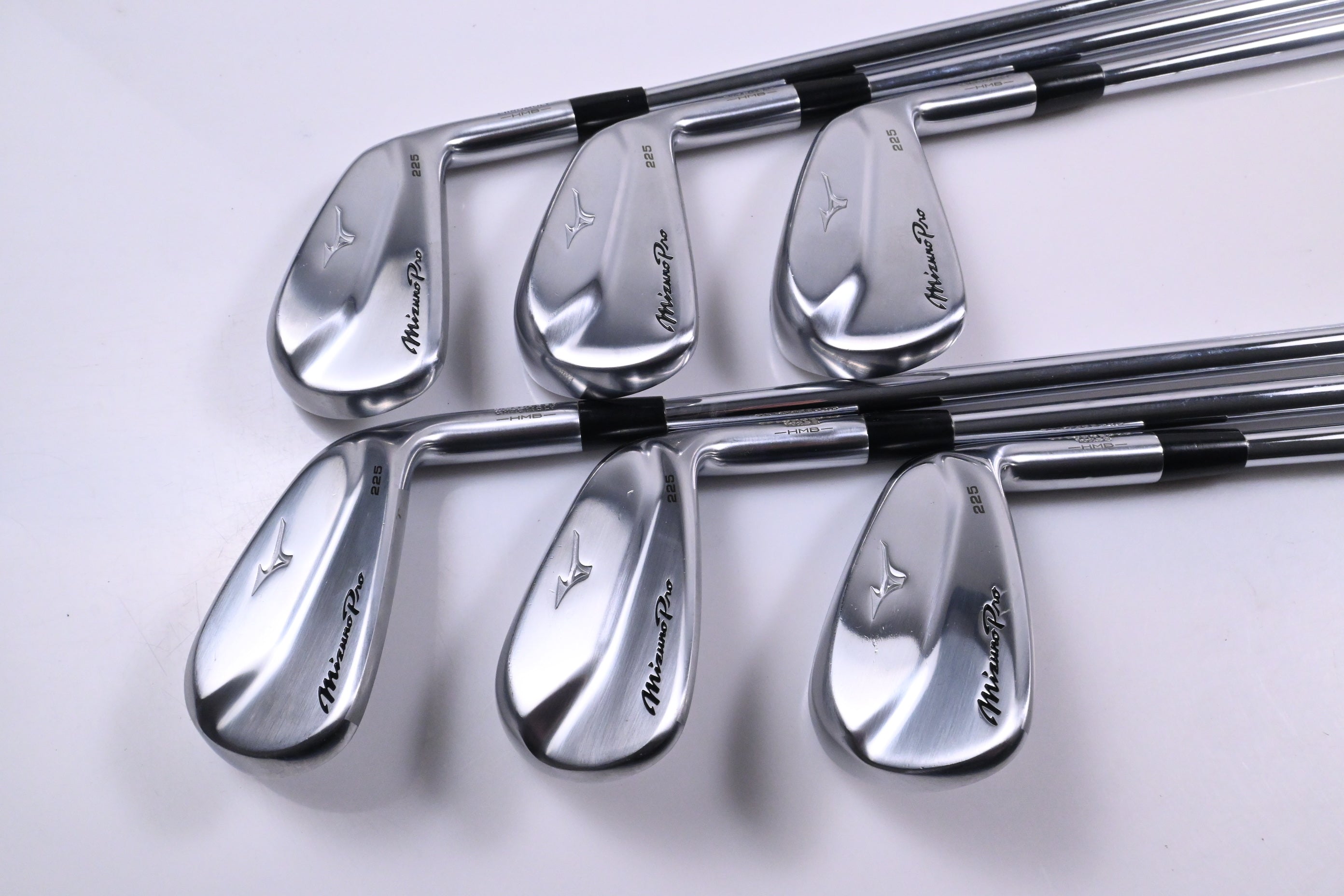 Mizuno Pro 225 Irons / 5-PW / Stiff Flex Dynamic Gold 105 S300 Shafts