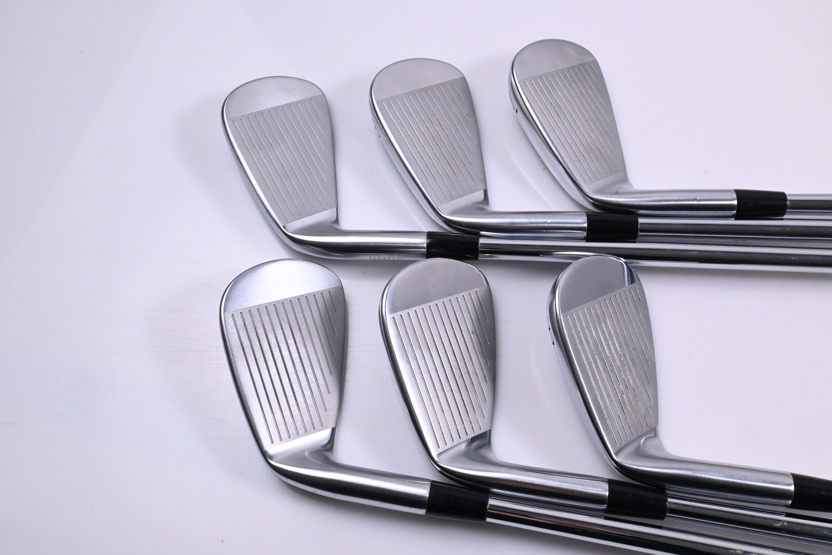 Mizuno Pro 225 Irons / 5-PW / Stiff Flex Dynamic Gold 105 S300 Shafts