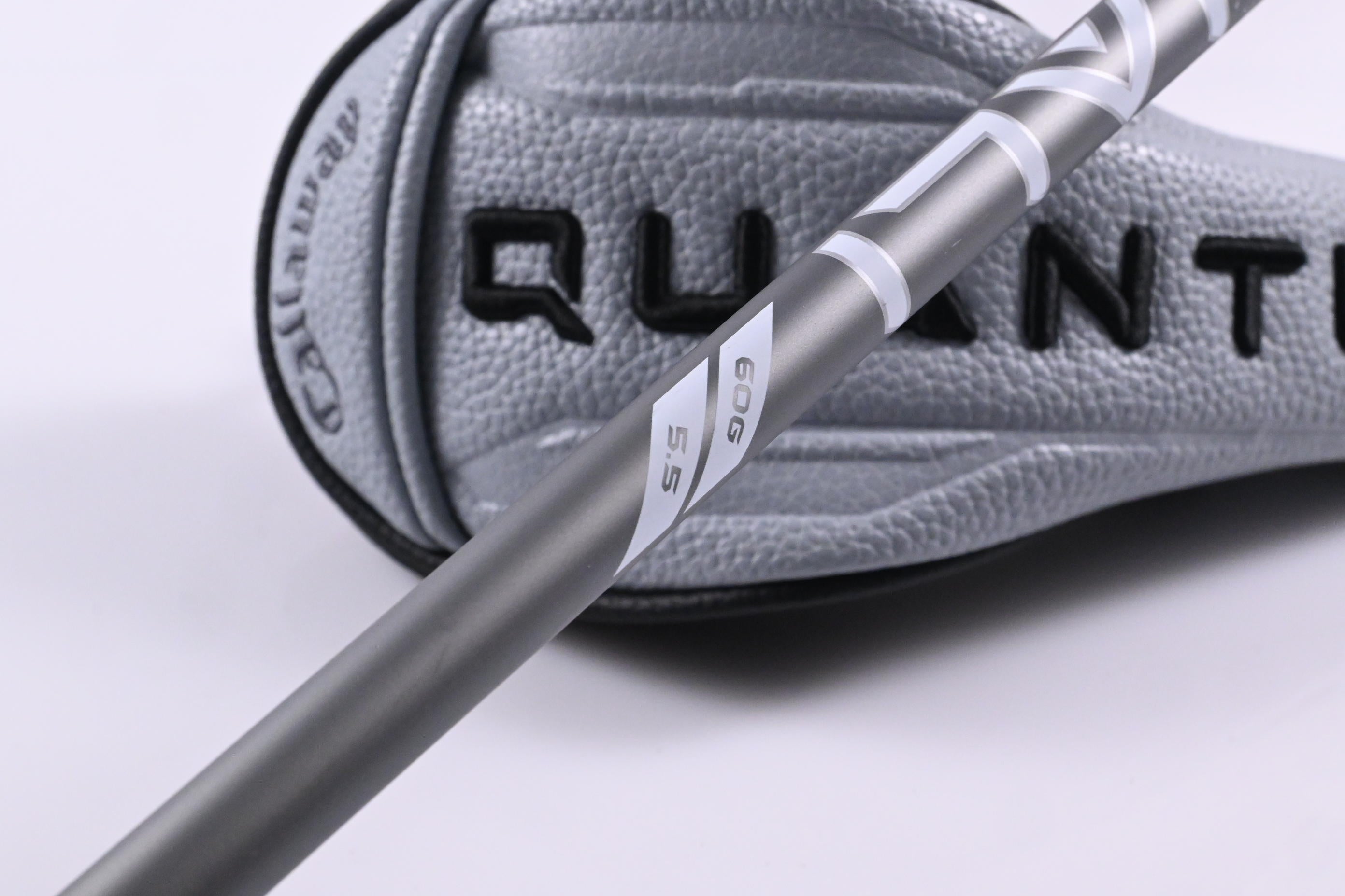 Callaway Quantum Max #5 Hybrid / 24 Degree / Regular Flex Denali Frost Silver 60