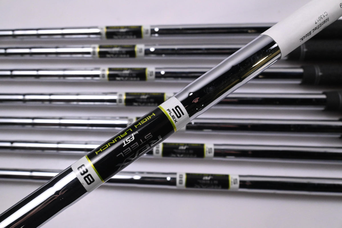 Taylormade M2 2017 Irons / 4-PW+GW / Stiff Flex Reax 88 Shafts