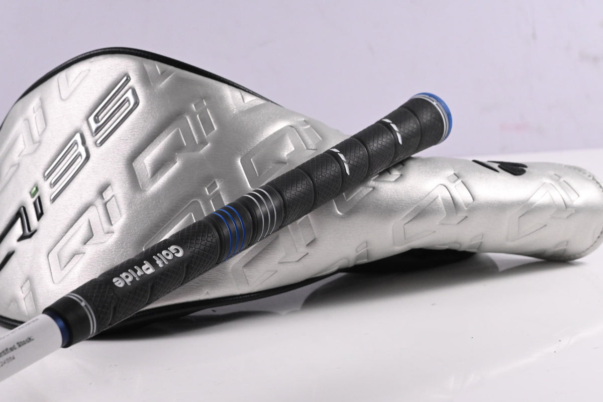 Taylormade Qi35 Driver / 9 Degree / Regular Flex Fujikura Ventus Blue '25 5