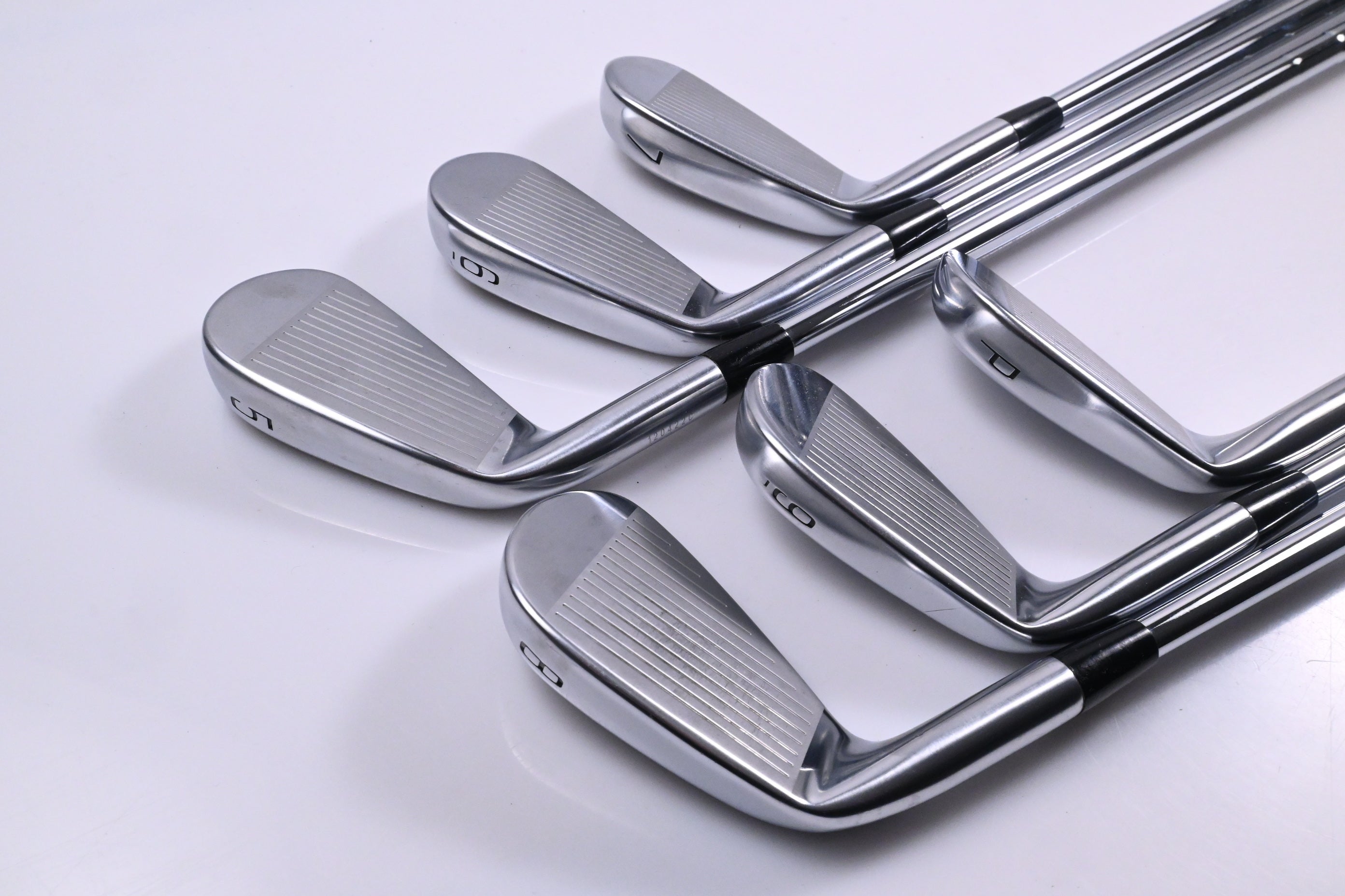Mizuno Pro 225 Irons / 5-PW / Stiff Flex Dynamic Gold 105 S300 Shafts