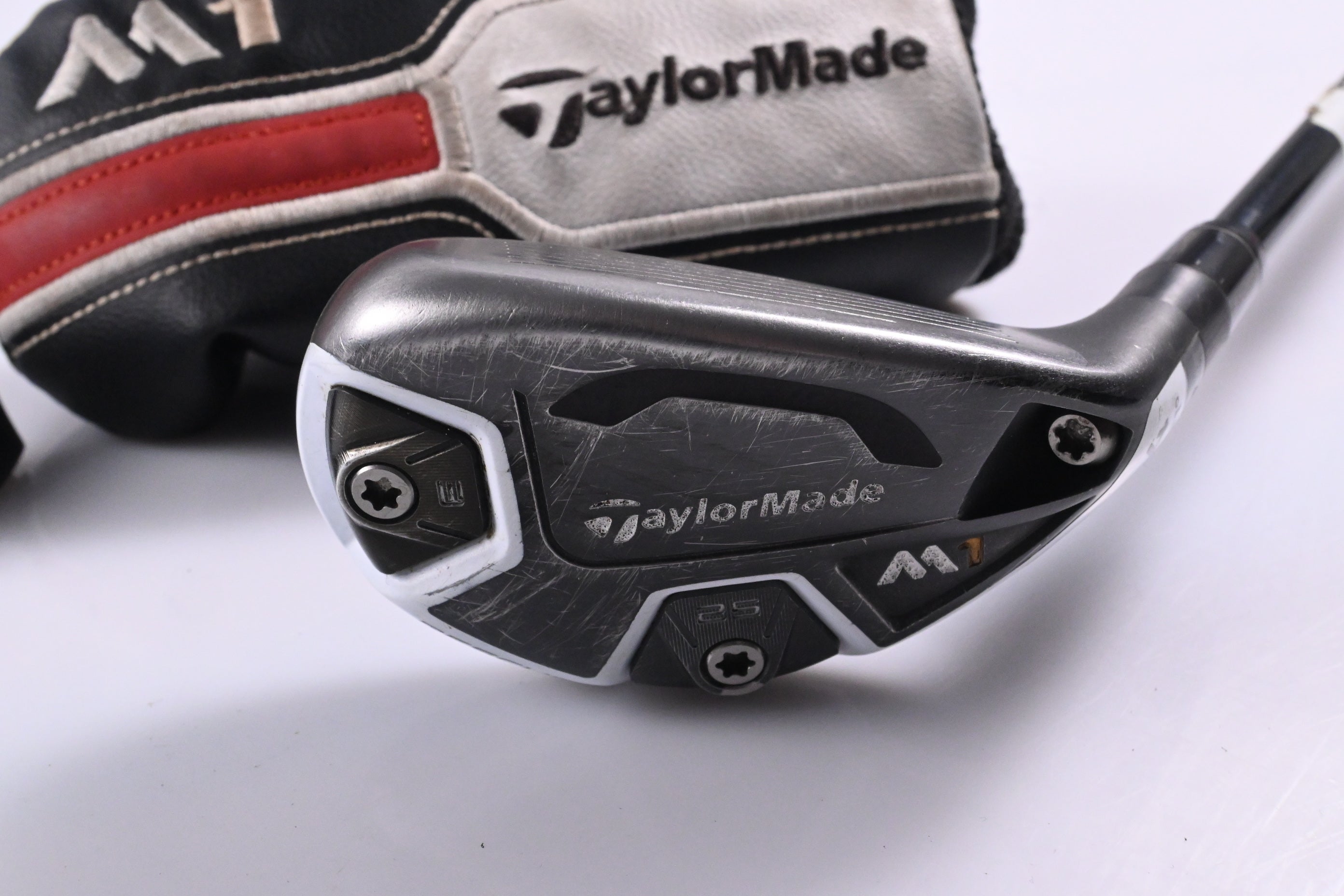 Taylormade M1 2016 #4 Hybrid / 21 Degree / Stiff Flex Fujikura Pro 80 Shaft