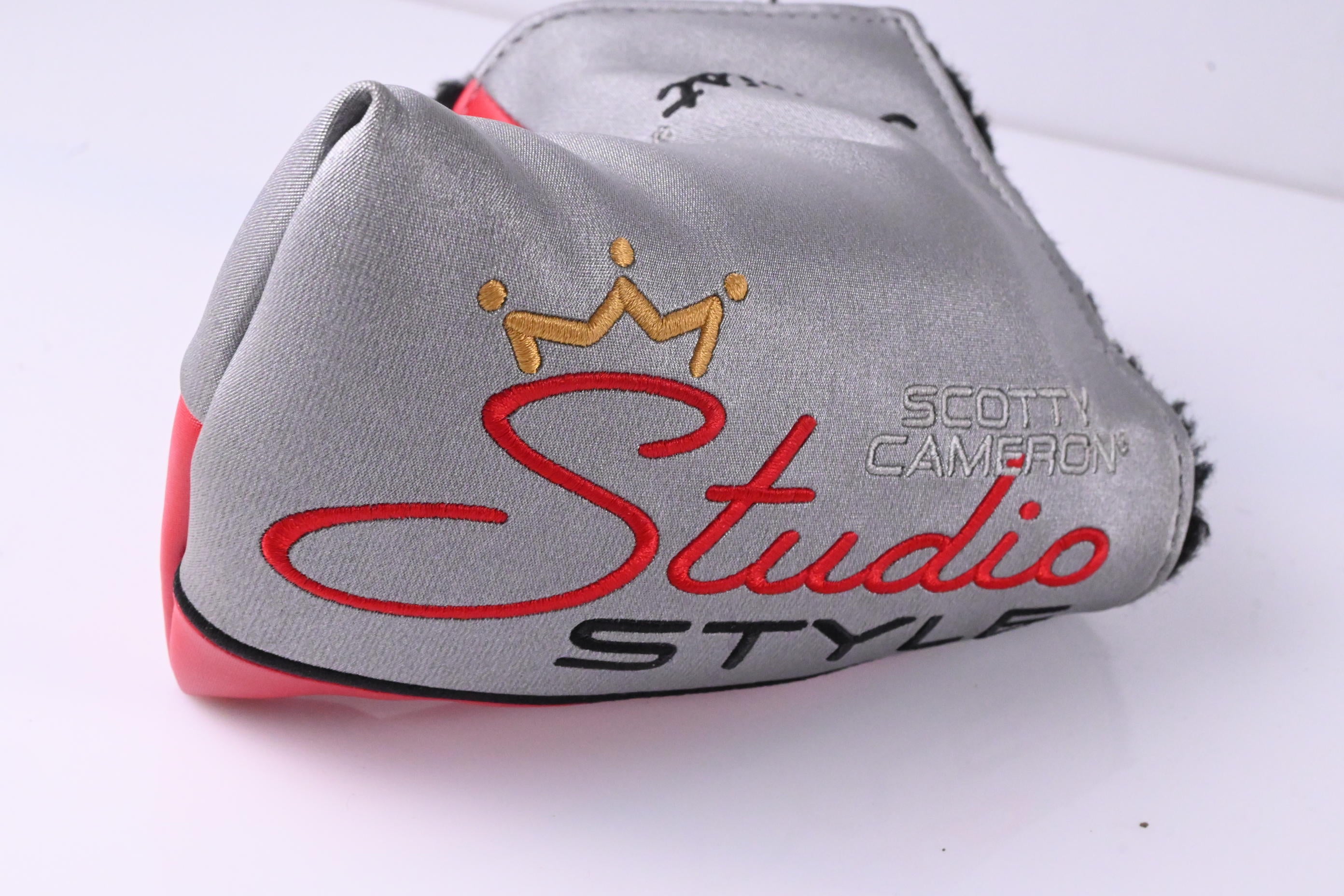 Scotty Cameron 2025 Studio Style Fastback Putter / 34 Inch
