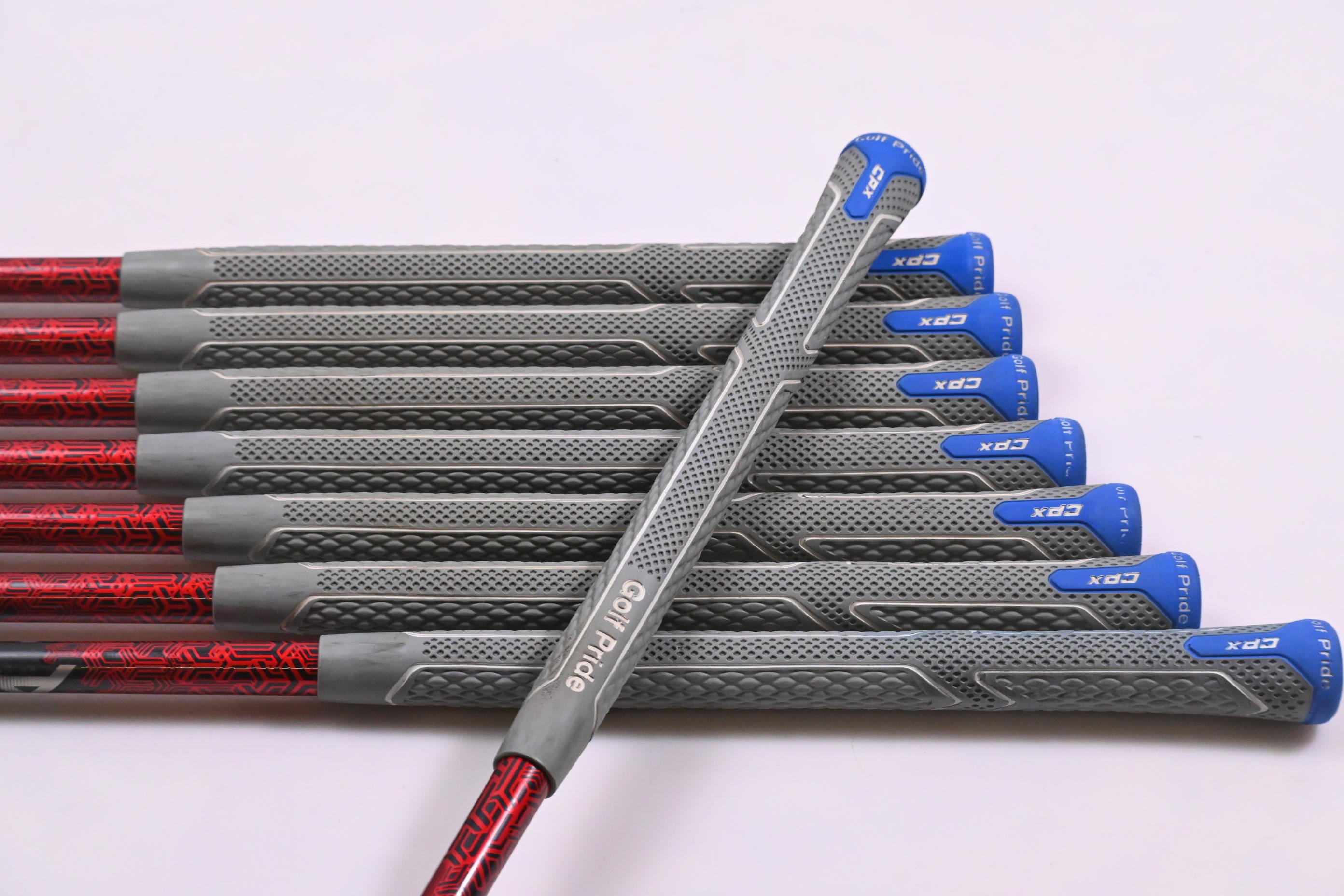 Ping G410 Irons / 5-PW+GW+SW / Blue Dot / Regular Flex Ping Alta CB Red Shafts