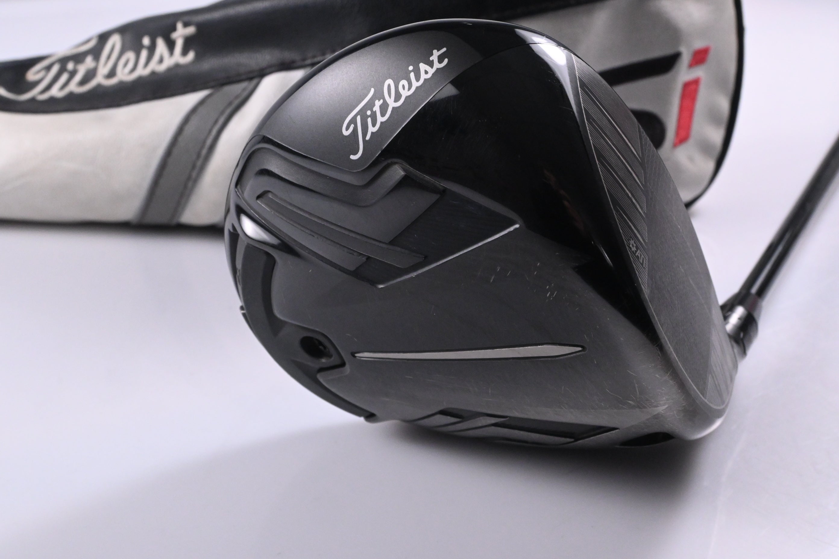 Titleist TSi3 Driver / 8 Degree / X-Flex HZRDUS Smoke Black RDX 60 Shaft