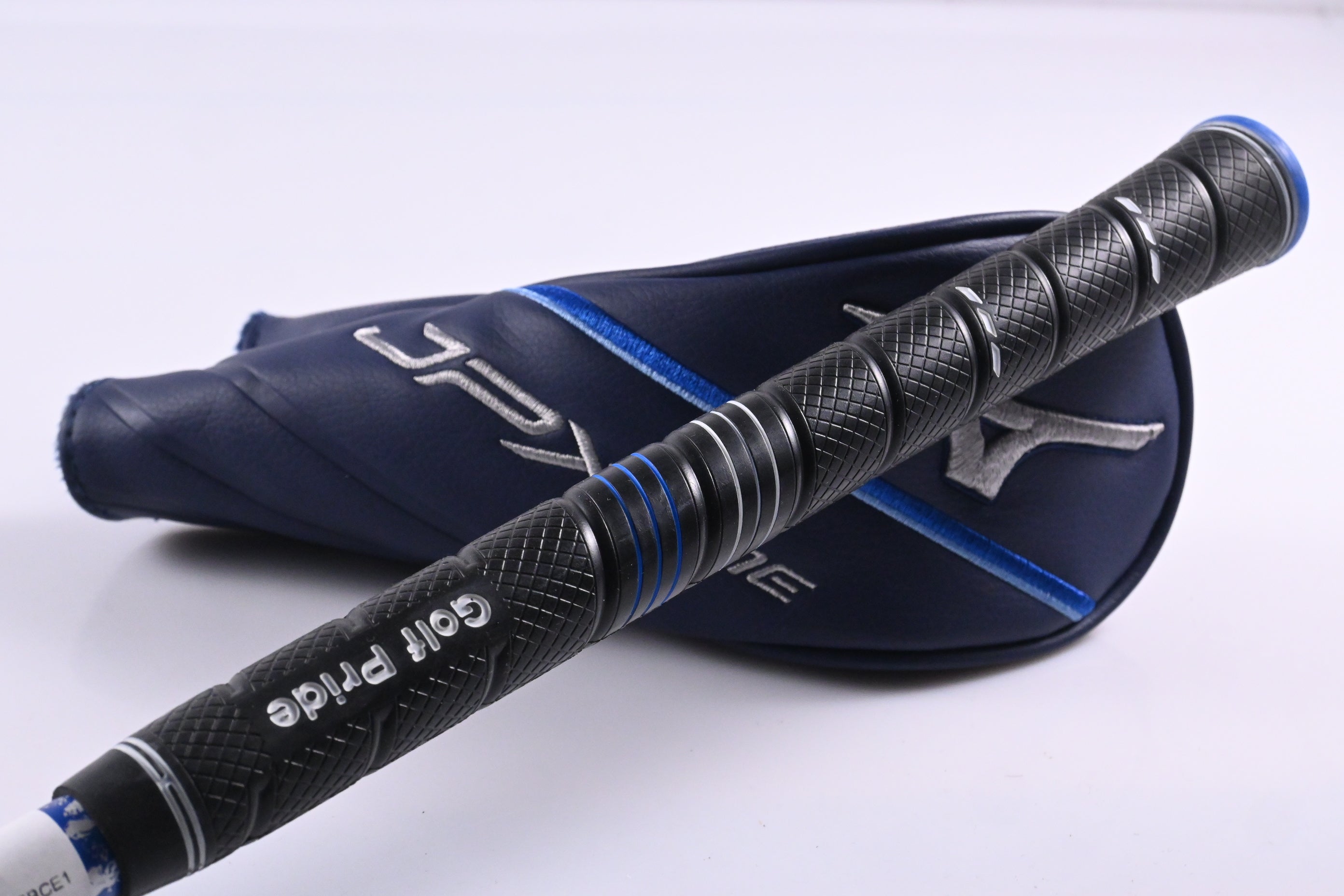 Mizuno JPX One #4 Hybrid / 22 Degree / Regular Flex Denali Frost  Blue 70 Shaft