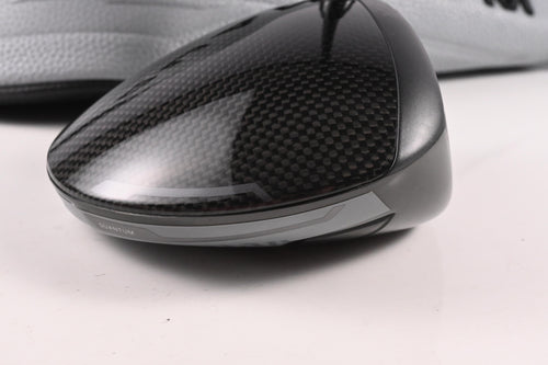 Callaway Quantum Max Driver / 9 Degree / Senior Flex Vanquish 4 Shaft