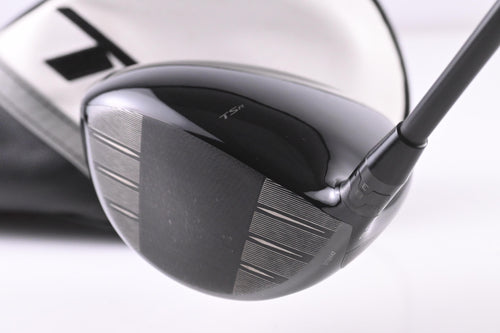 Titleist TSR2 Driver / 9 Degree / Regular Flex Hzrdus Gen4 Red CB 50 Shaft