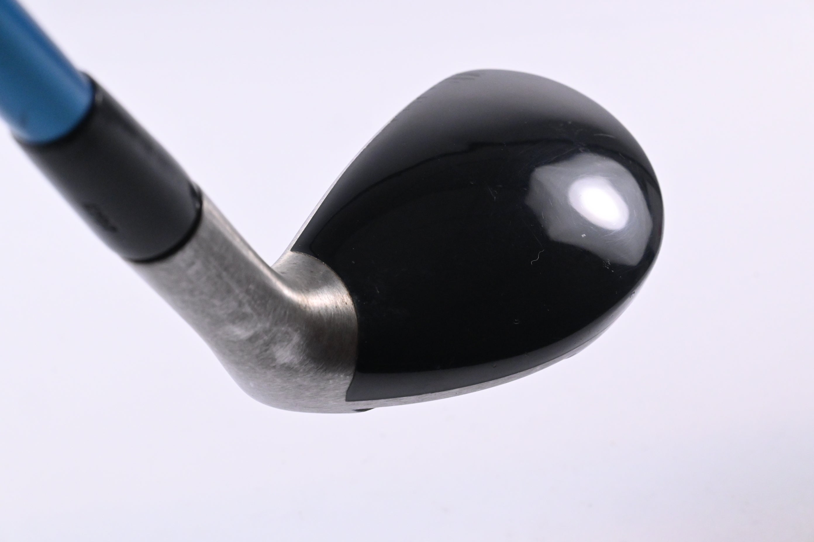 Titleist 585.H #3 Hybrid / 21 Degree / Regular Flex Aldila VS Proto 80 Shaft