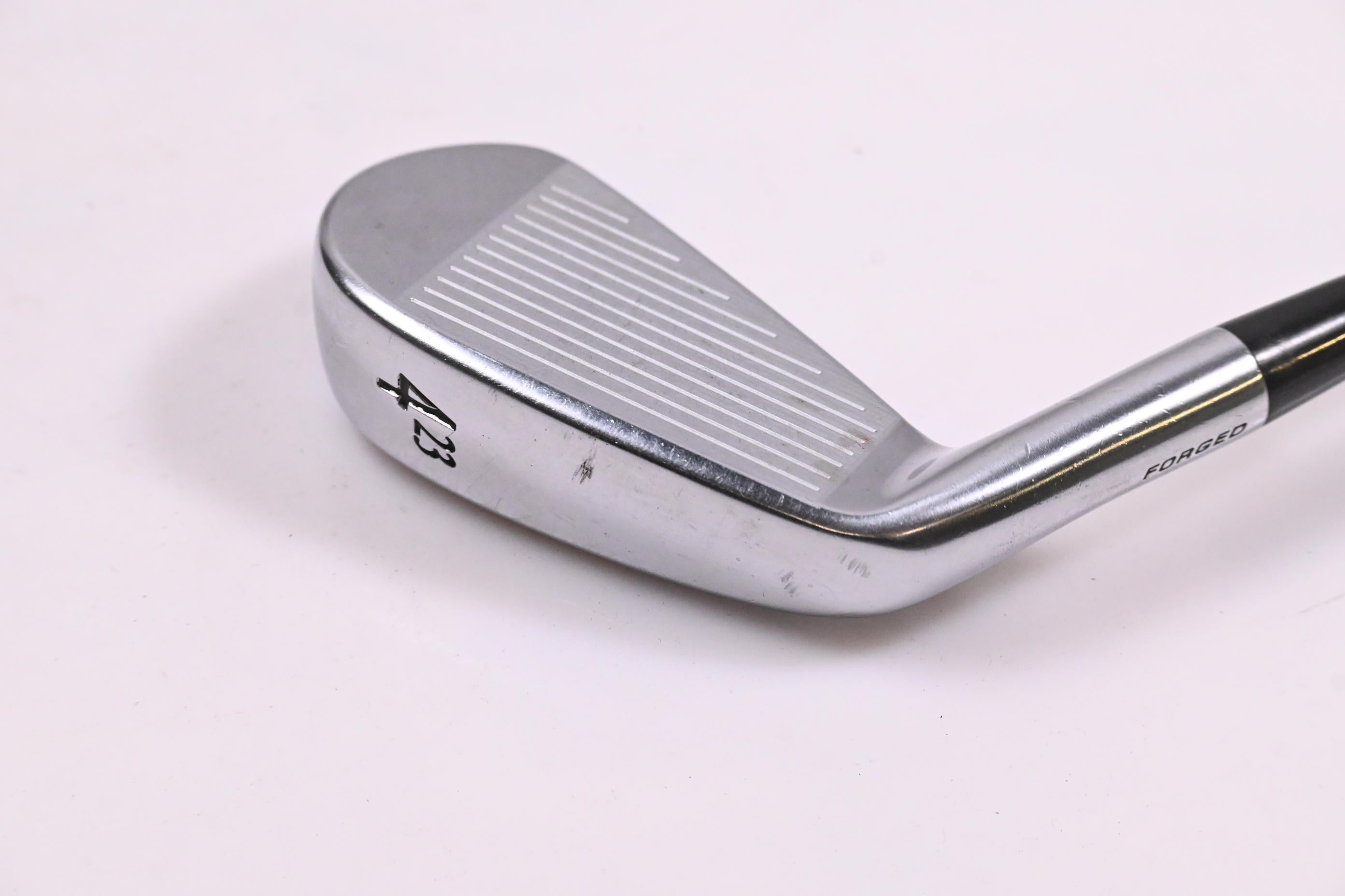 Srixon Z-U65 Utility #4 Iron / 23 Degree / Regular Flex Accra 70i Graphite Shaft