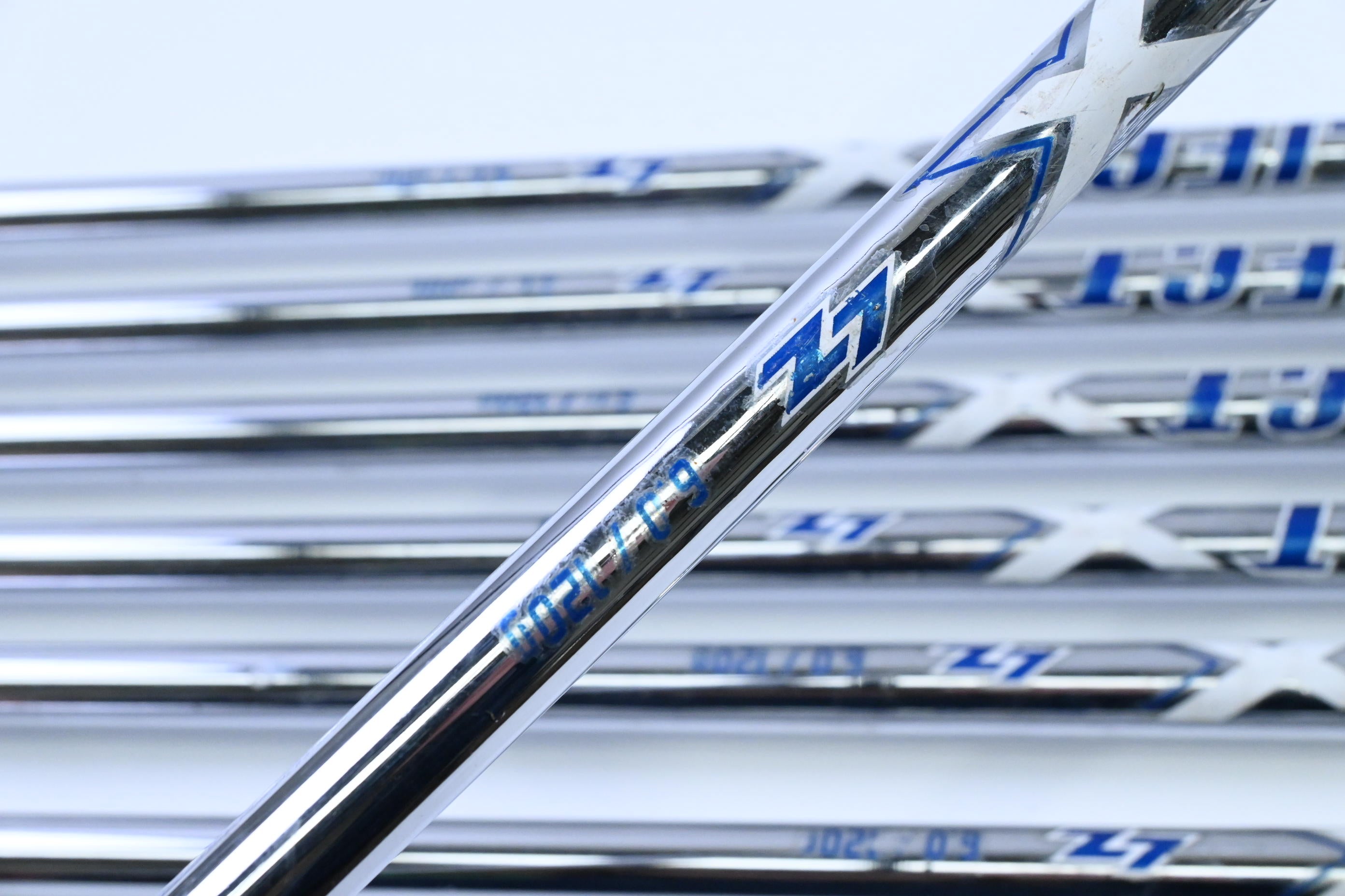 Titleist T100 2019 Irons / 4-PW / Stiff Flex Project X LZ 120 Shafts