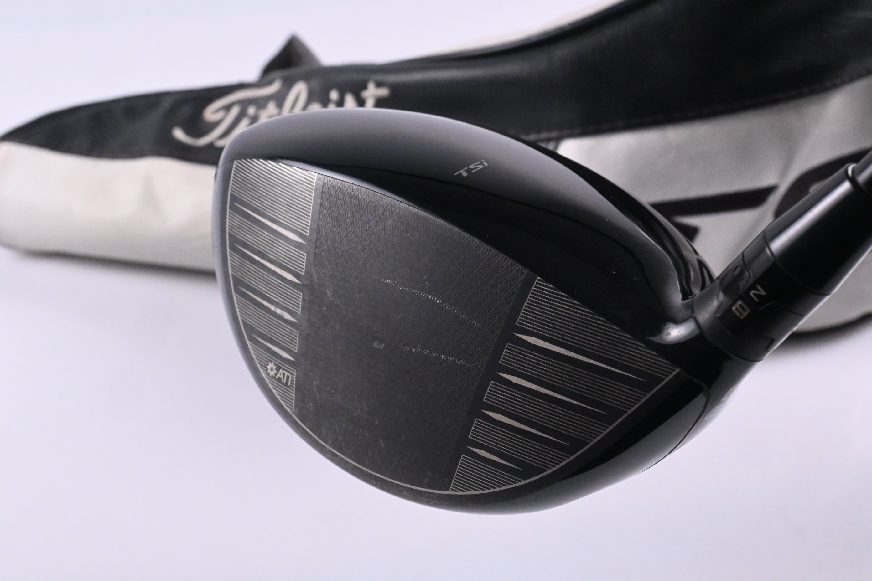 Titleist TSi3 Driver / 8 Degree / X-Flex HZRDUS Smoke Black RDX 60 Shaft