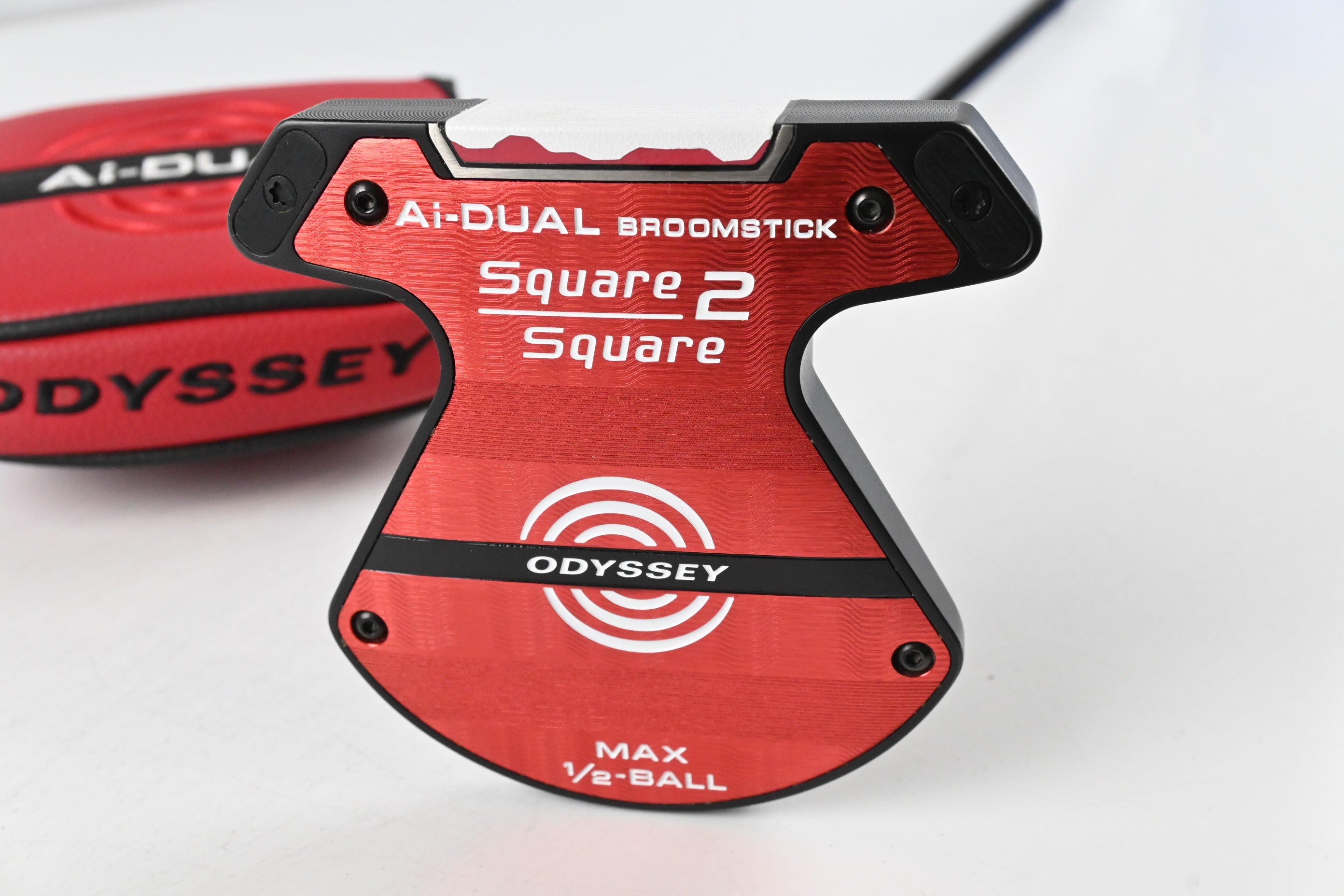 Odyssey Square 2 Square Tri-Hot Max 1/2 Ball Broomstick Putter / 46 Inch