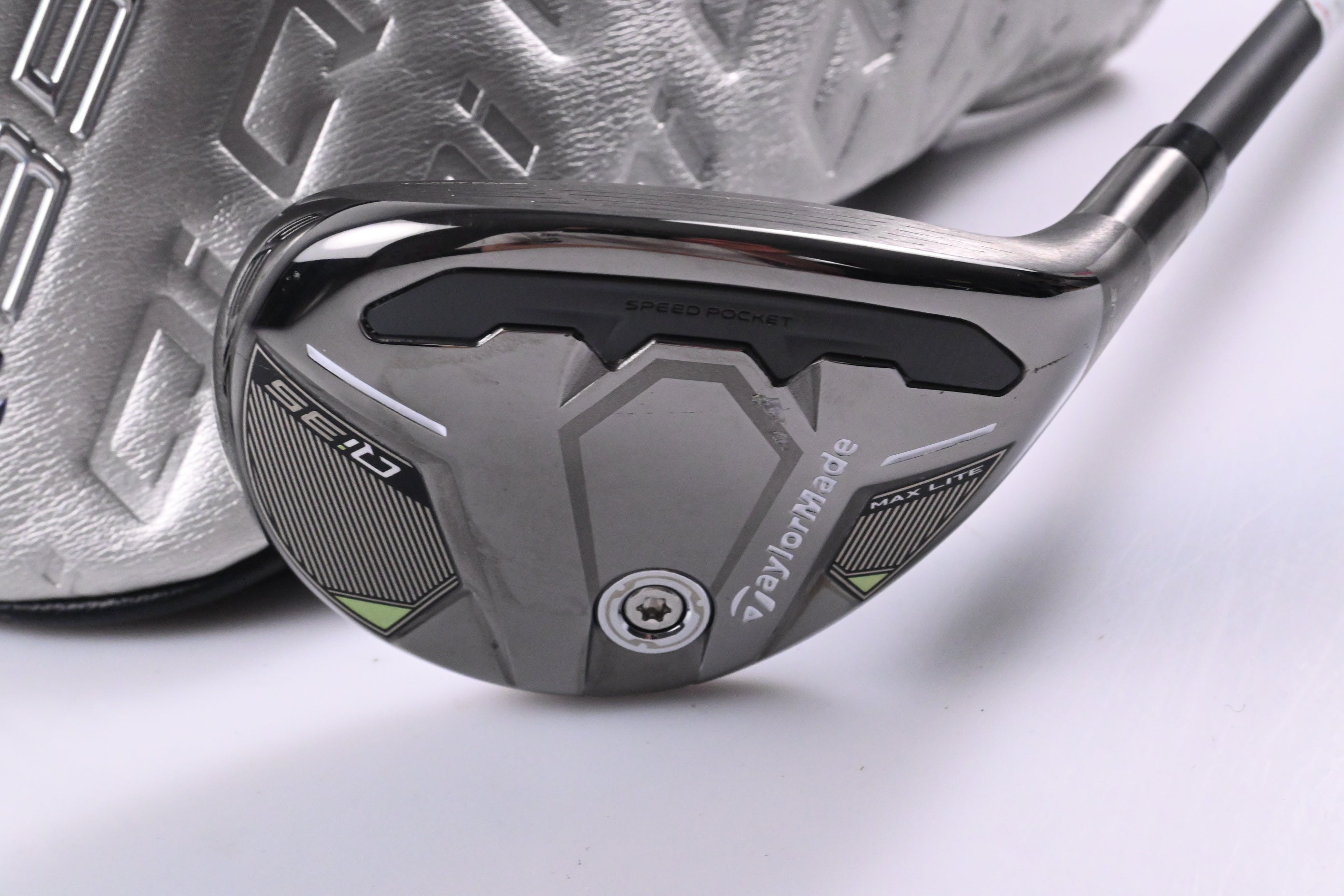 Taylormade Qi35 Max Lite #4 Hybrid / 23 Degree / Regular Flex Vanquish 5 Shaft
