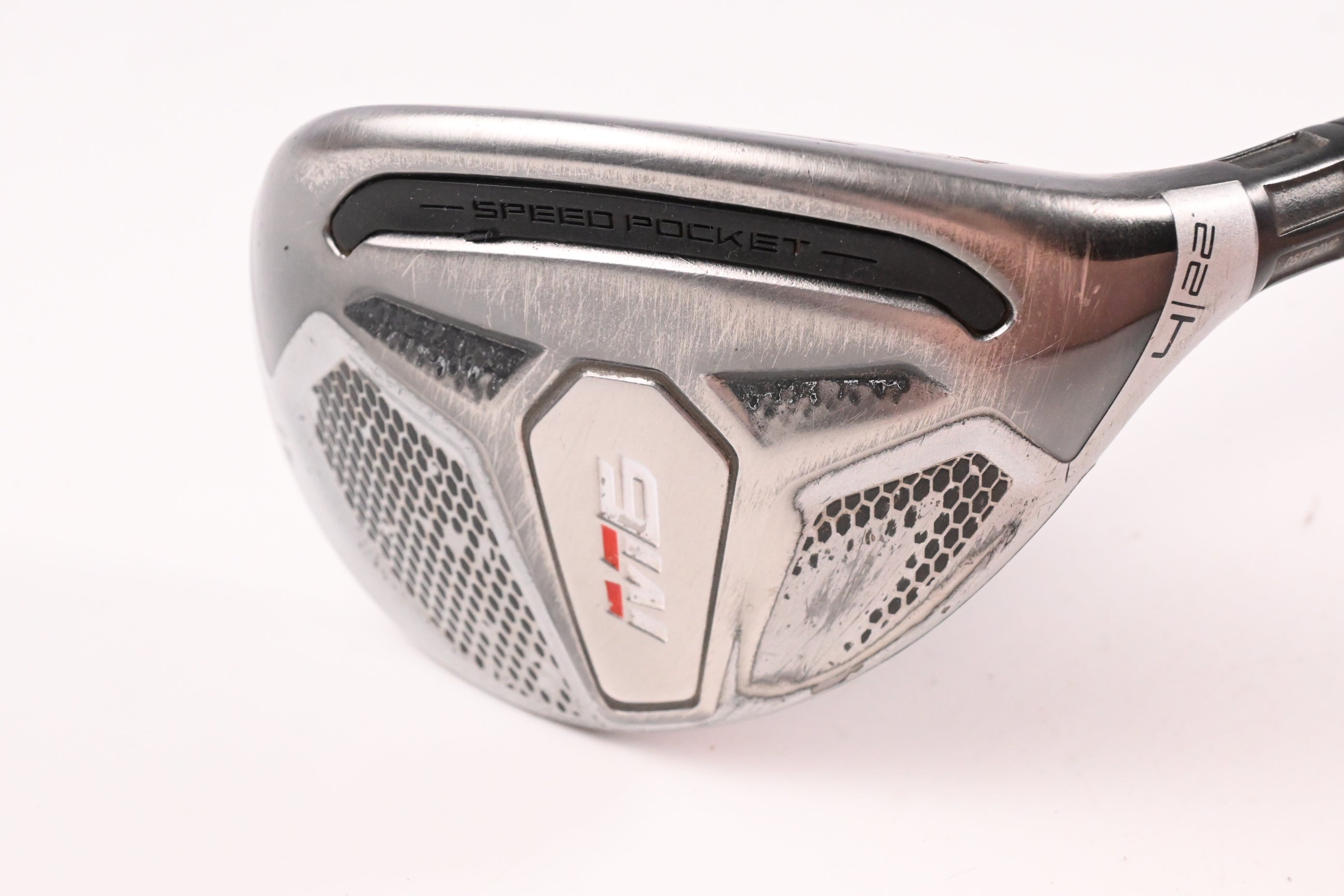 Taylormade M6 #4 Hybrid / 22 Degree / Regular Flex Fujikura Atmos Orange 6 Shaft