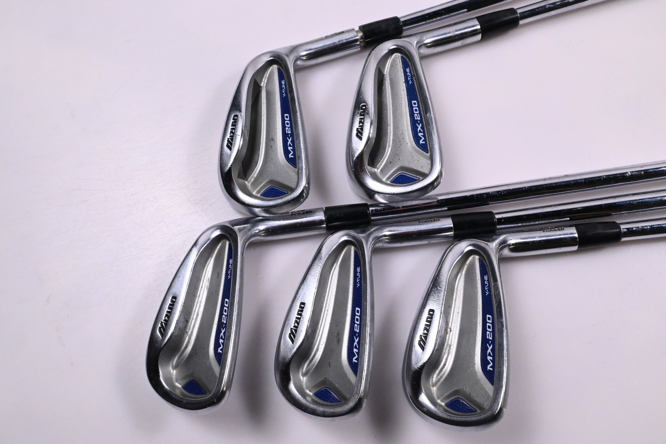 Mizuno MX-200 Irons / 6-PW / Regular Flex Dynamic Gold SL R300 Shafts
