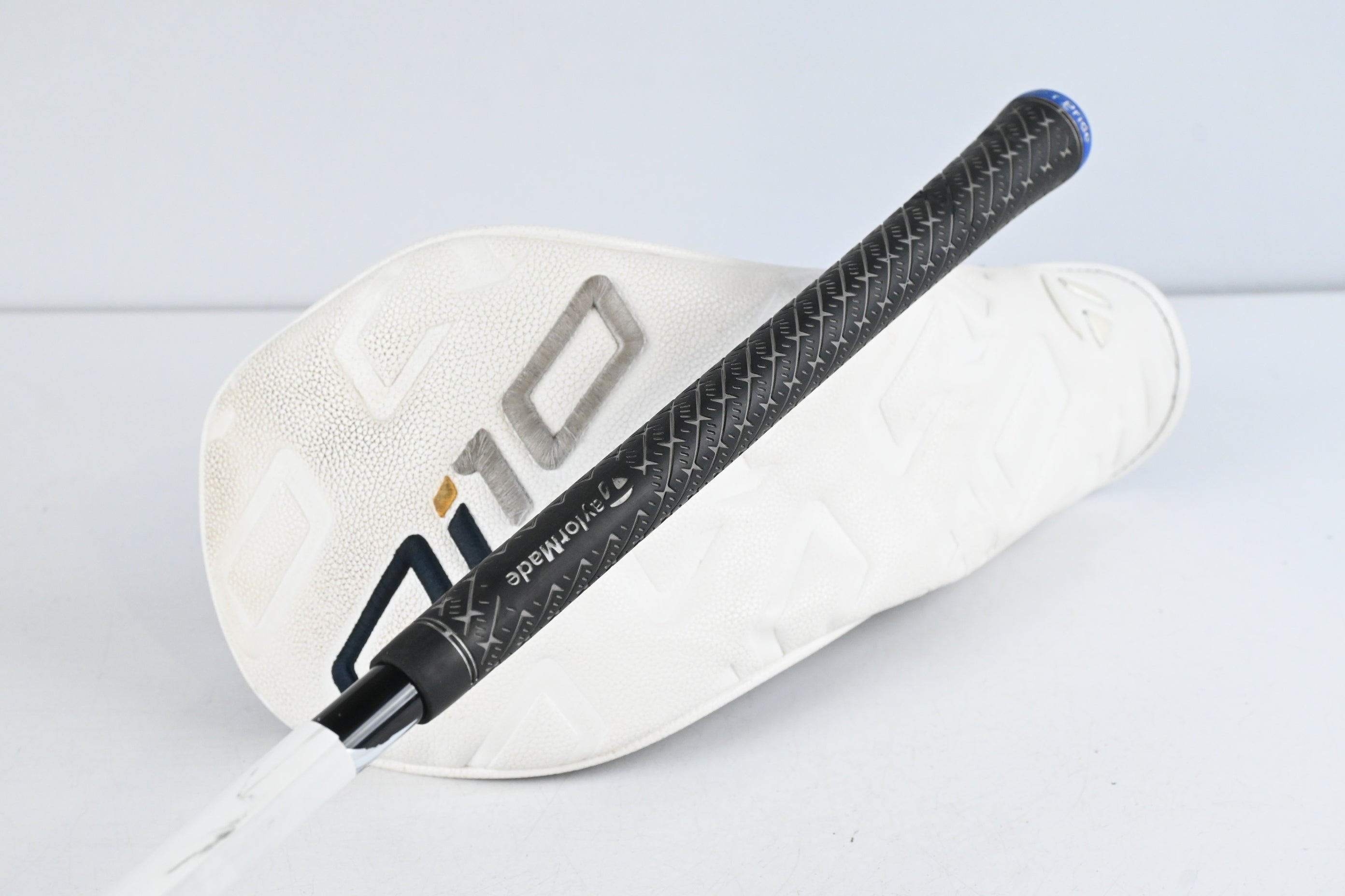 Taylormade Qi10 LS Driver / 9 Degree / Stiff Flex Kai'li White 60 Shaft