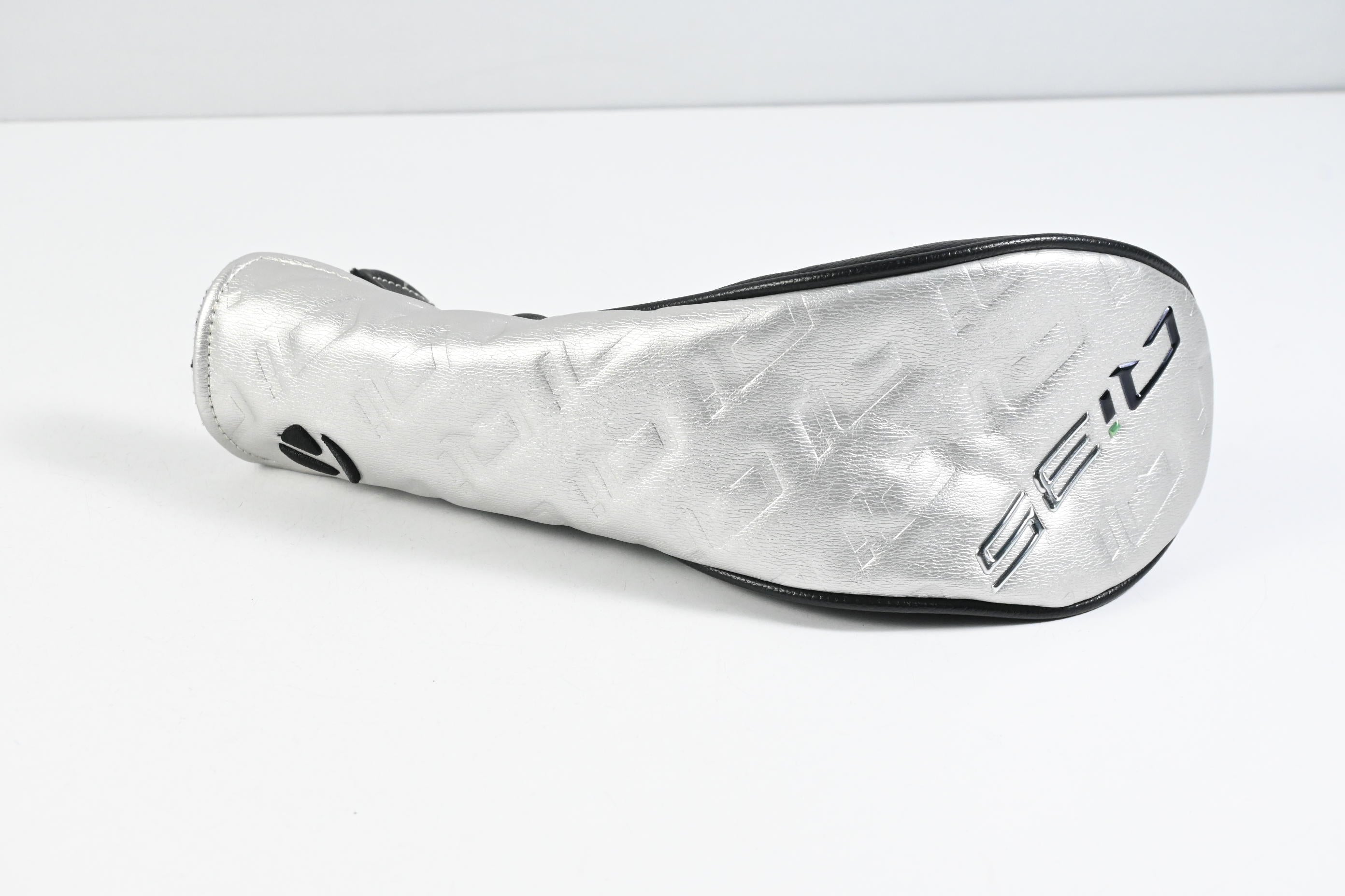 Taylormade Qi35 #3 Wood / 15 Degree / Regular Flex Fujikura Ventus Blue 5 Shaft