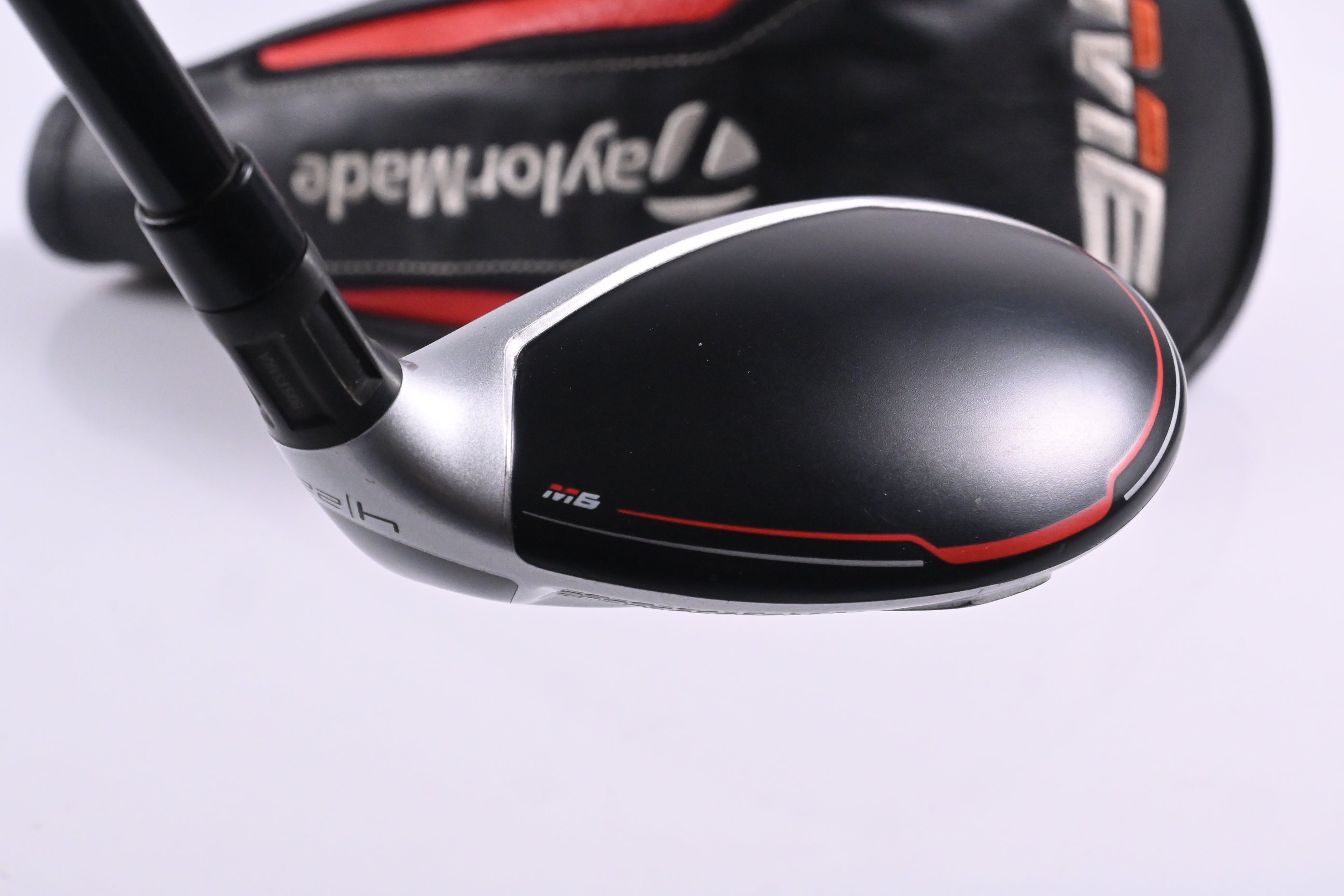 Taylormade M6 #4 Hybrid / 22 Degree / Regular Flex Fujikura Atmos Orange 6