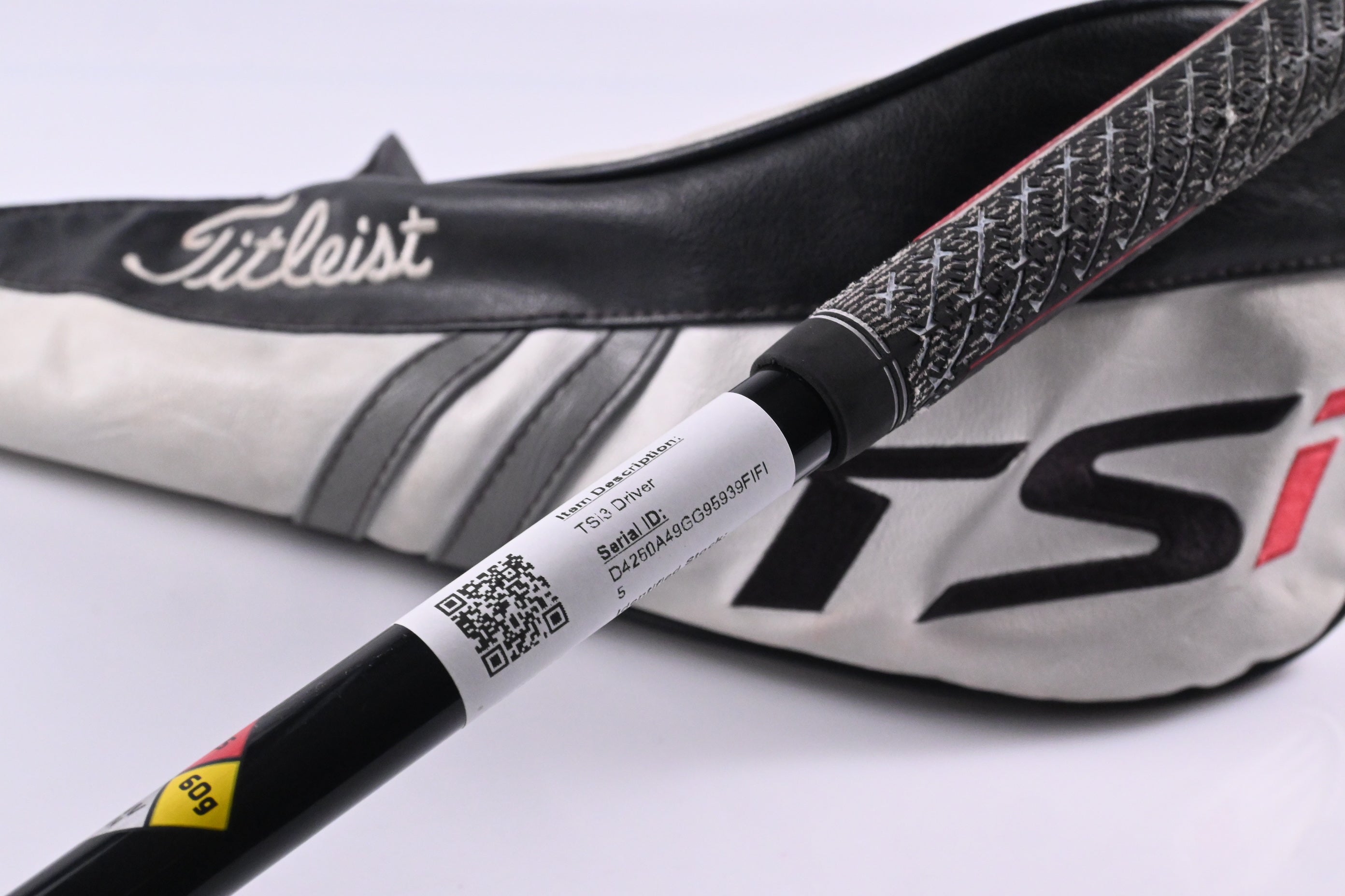 Titleist TSi3 Driver / 8 Degree / X-Flex HZRDUS Smoke Black RDX 60 Shaft