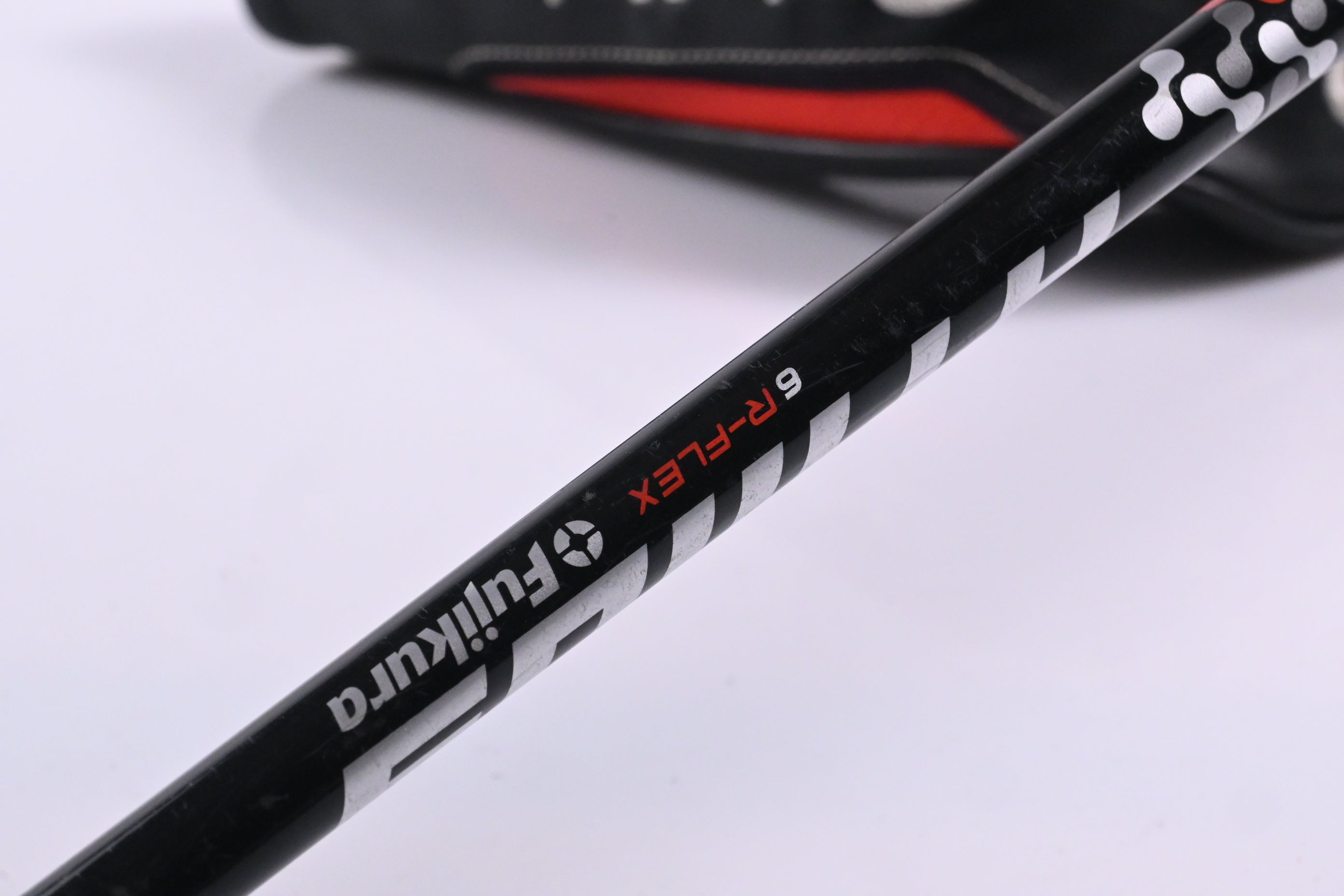 Taylormade M6 #4 Hybrid / 22 Degree / Regular Flex Fujikura Atmos Orange 6
