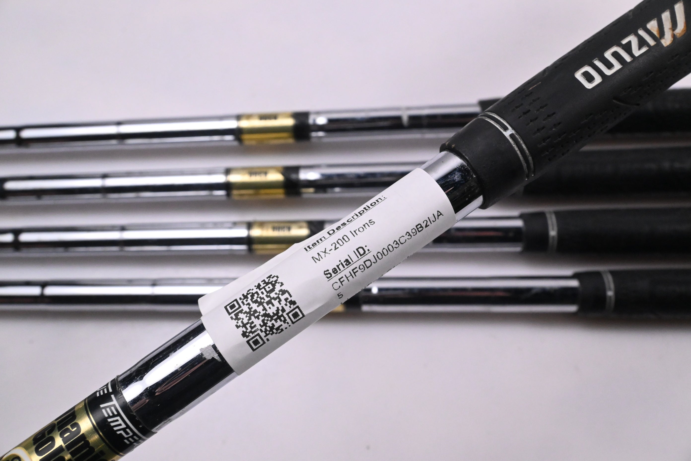 Mizuno MX-200 Irons / 6-PW / Regular Flex Dynamic Gold SL R300 Shafts