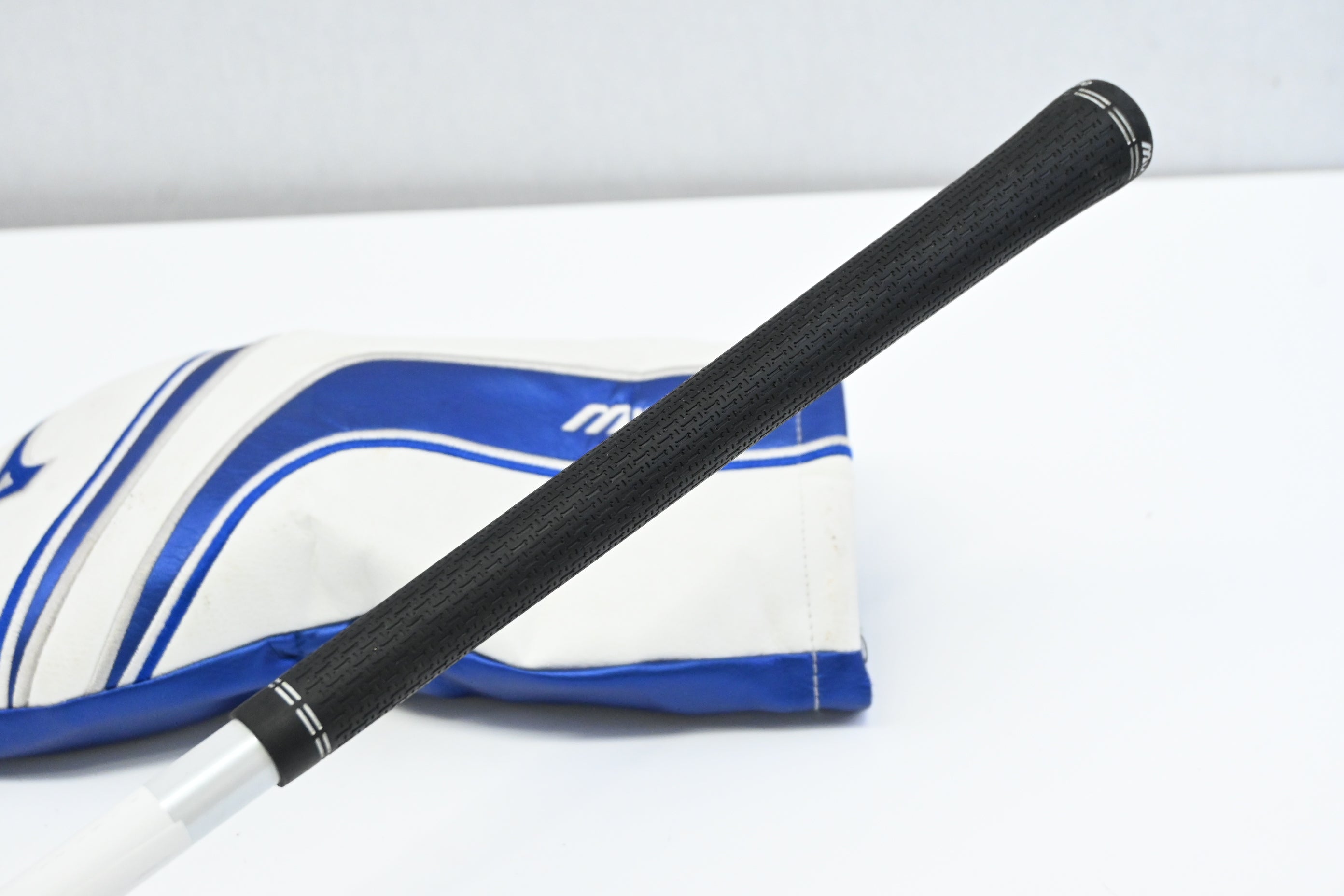 Mizuno GT180 Driver / 7.5-11.5 Dergee / Stiff Flex Kuro Kage Silver 60 Shaft