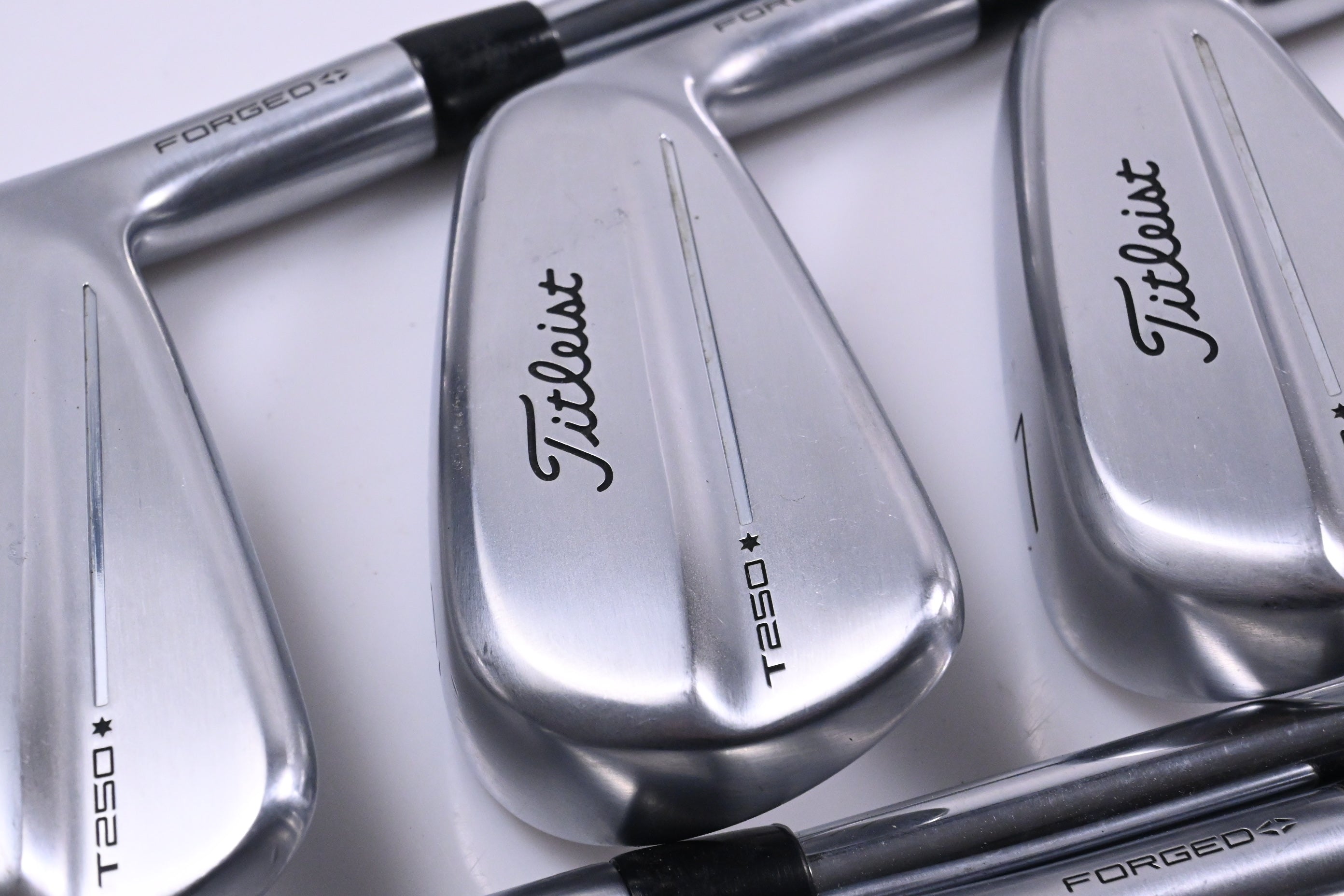 Titleist T250* 2025 Irons / 5-PW / Regular Flex N.S.Pro 750GH Neo Shafts