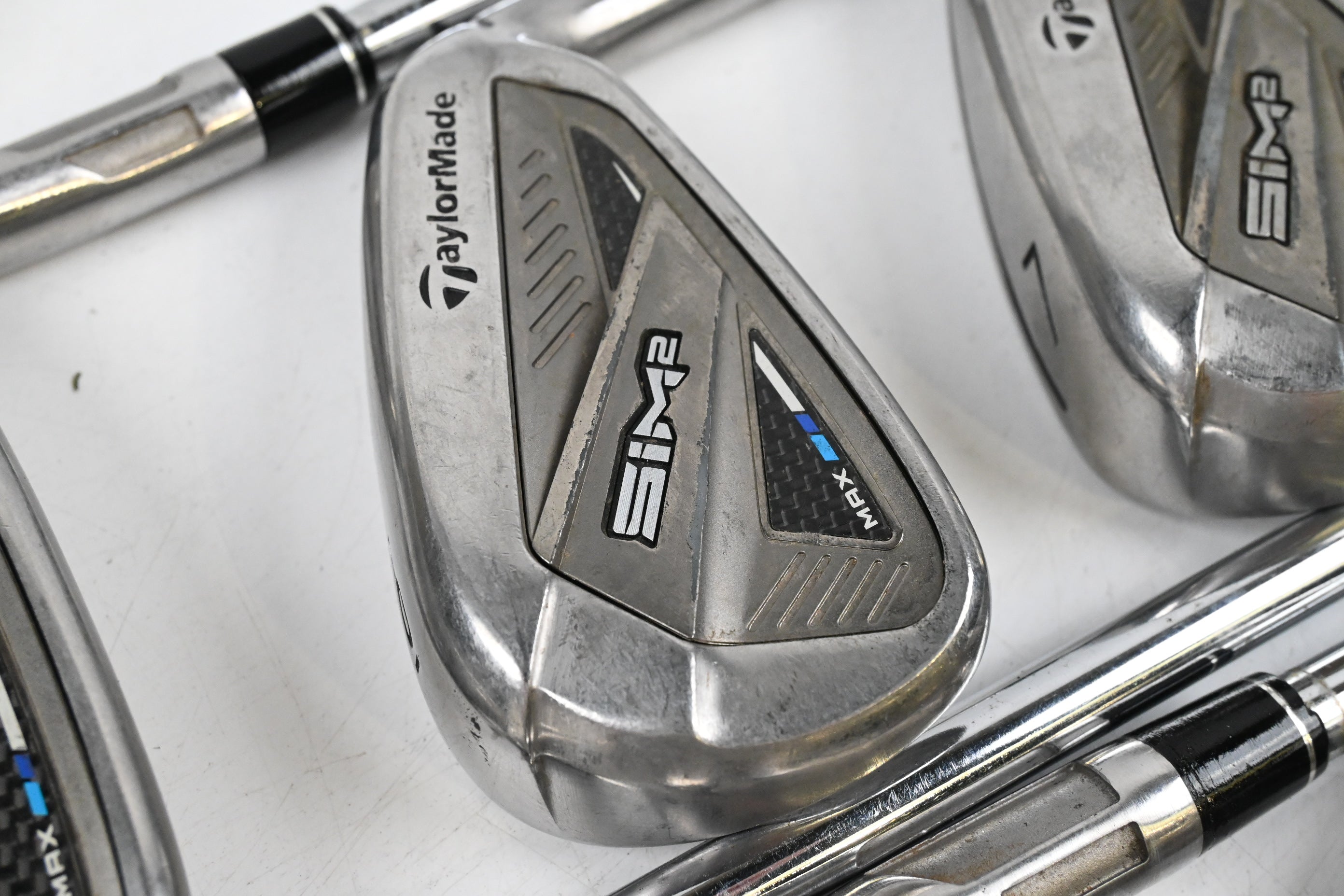 Taylormade SIM2 Max Irons / 5-PW / Stiff Flex KBS MAX MT 85 Shafts