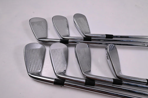 Titleist 714 AP2 Irons / 4-PW / Stiff Flex Dynamic Gold S300 Shafts