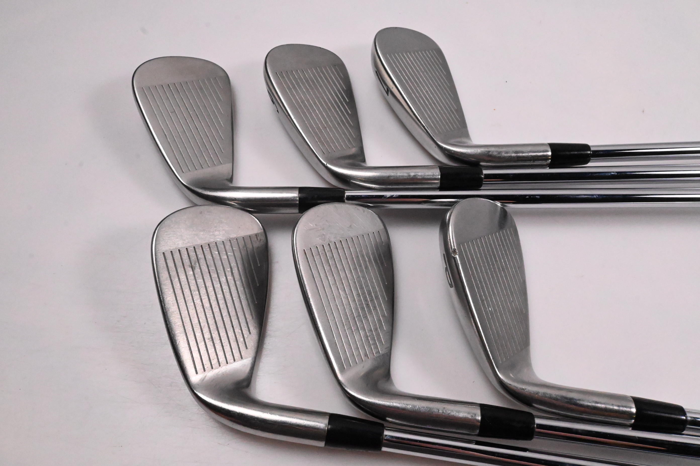 Titleist 714 AP1 Irons / 5-PW / Regular Flex True Temper Dynamic Gold R300