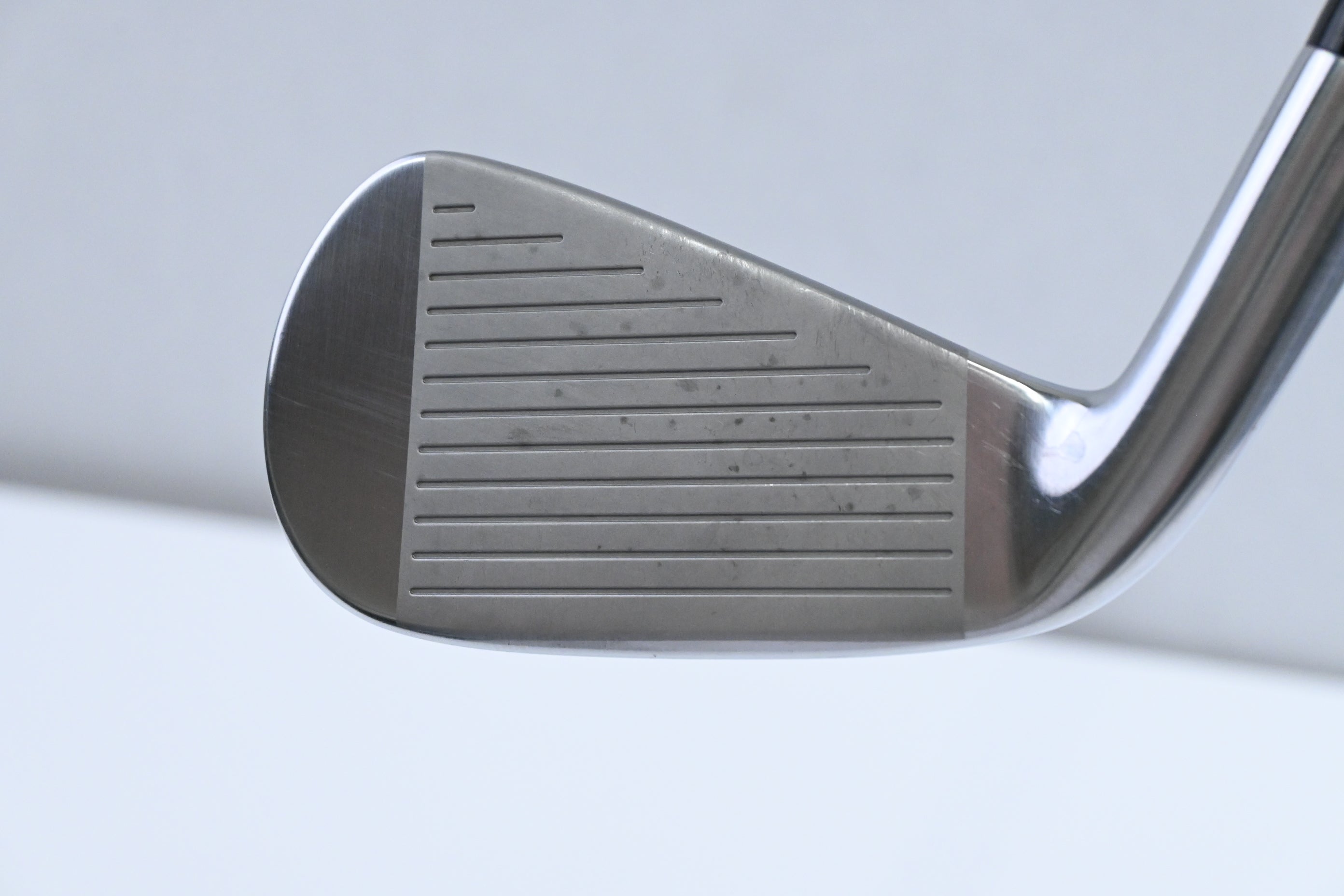 Mizuno Pro 225 #2 Iron / 16.5 Degree / X-Flex Project X PXi Shaft