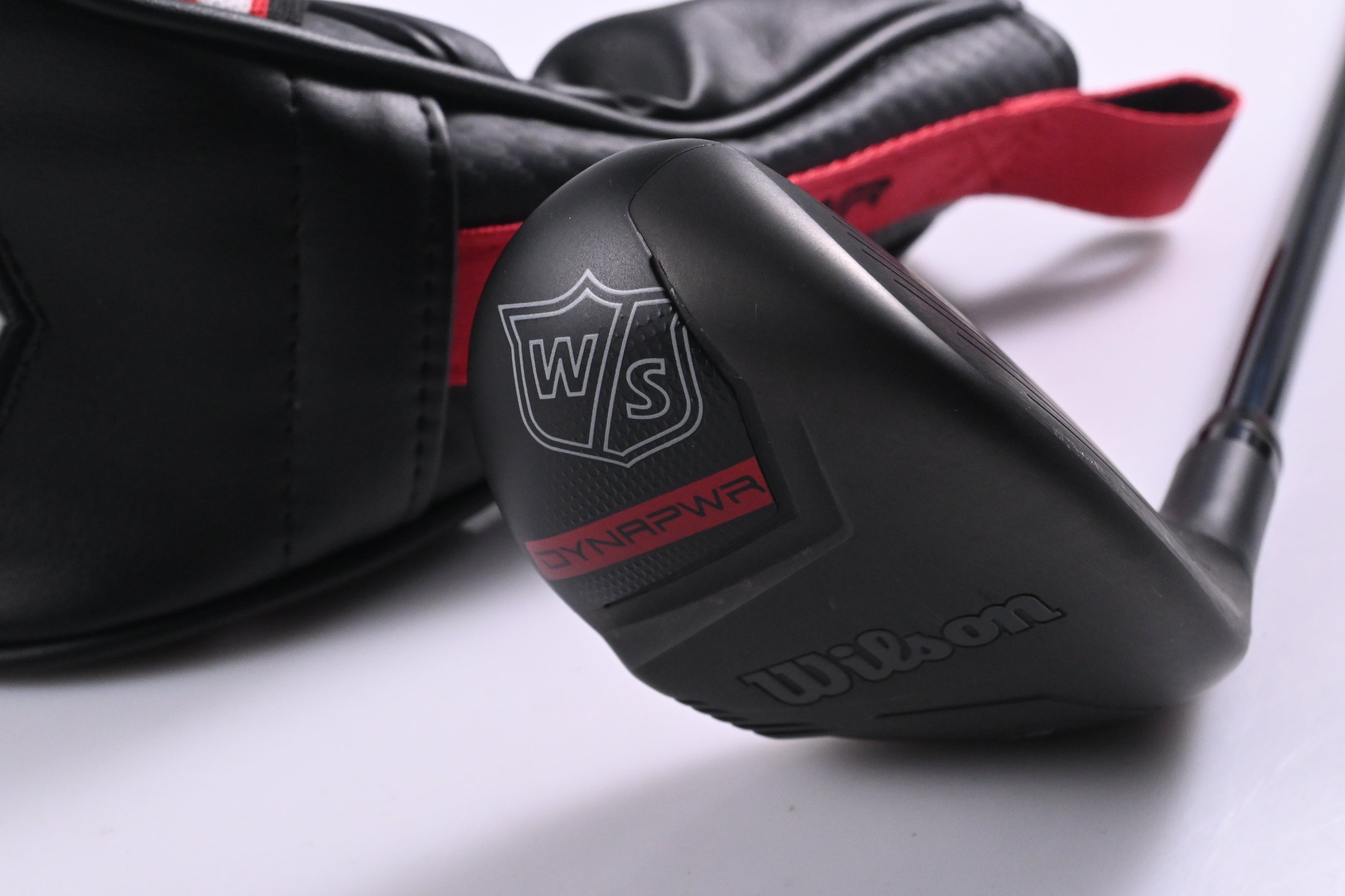 Wilson DYNAPWR 2025 #6 Hybrid / 28 Degree / Regular Flex Recoil Dart 65 Shaft