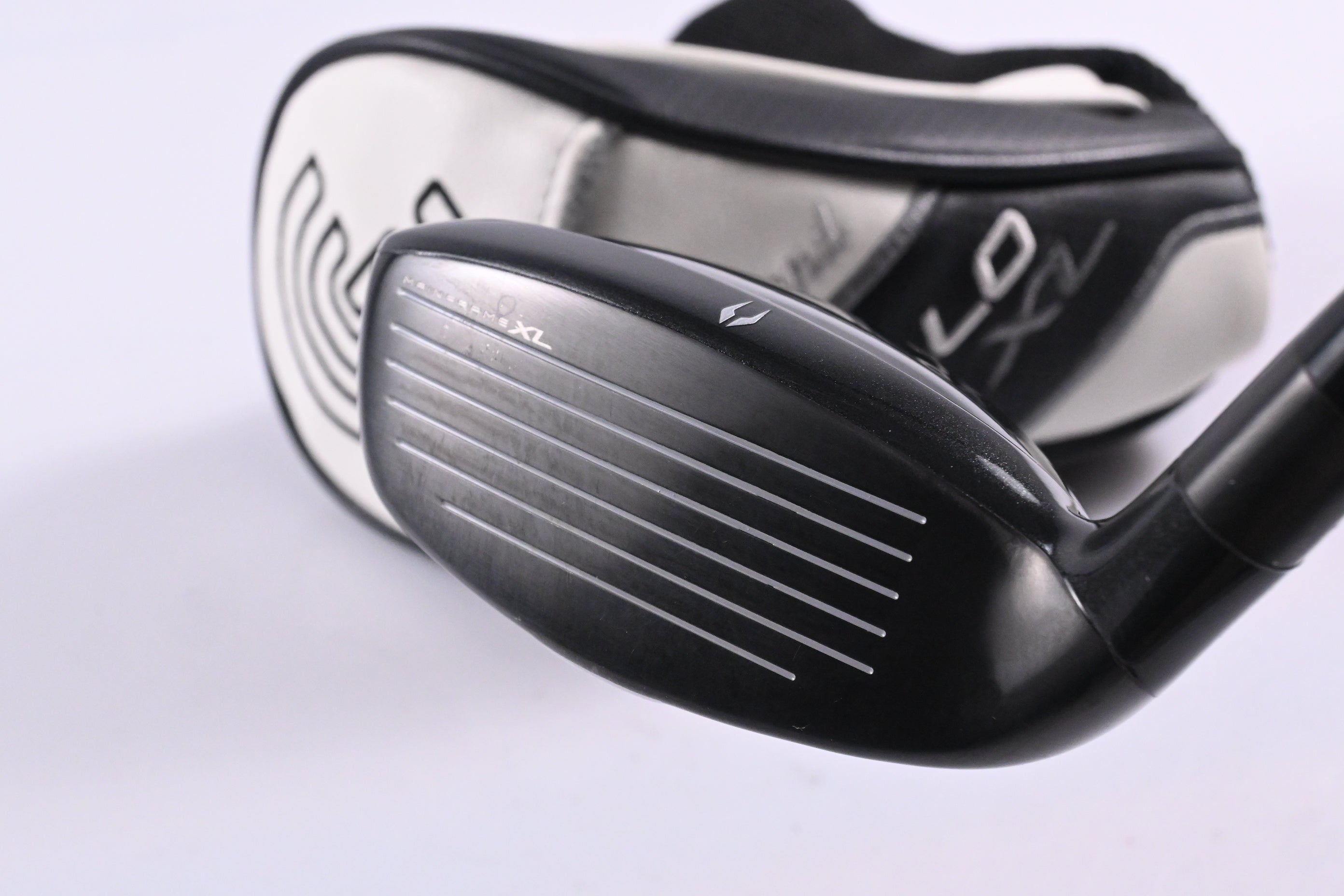 Cleveland Halo XL #3 Hybrid / 18 Degree / Stiff Flex Tensei AV Raw Blue 65 Shaft