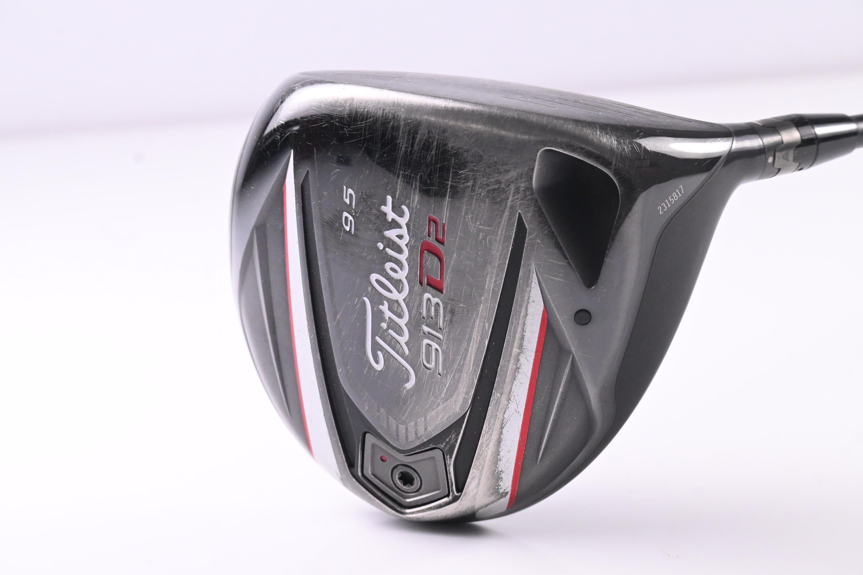Titleist 913 D2 Driver / 9.5 Degree / Stiff Flex Aldila RIP 60 Shaft