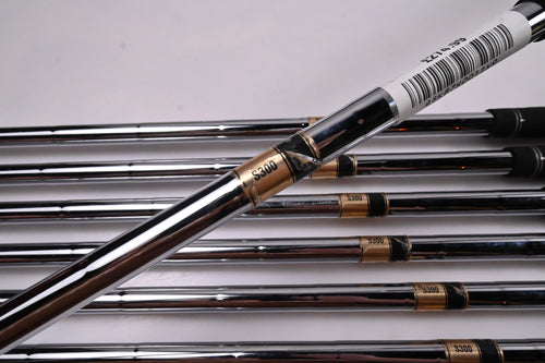 Titleist 714 AP2 Irons / 4-PW / Stiff Flex Dynamic Gold S300 Shafts