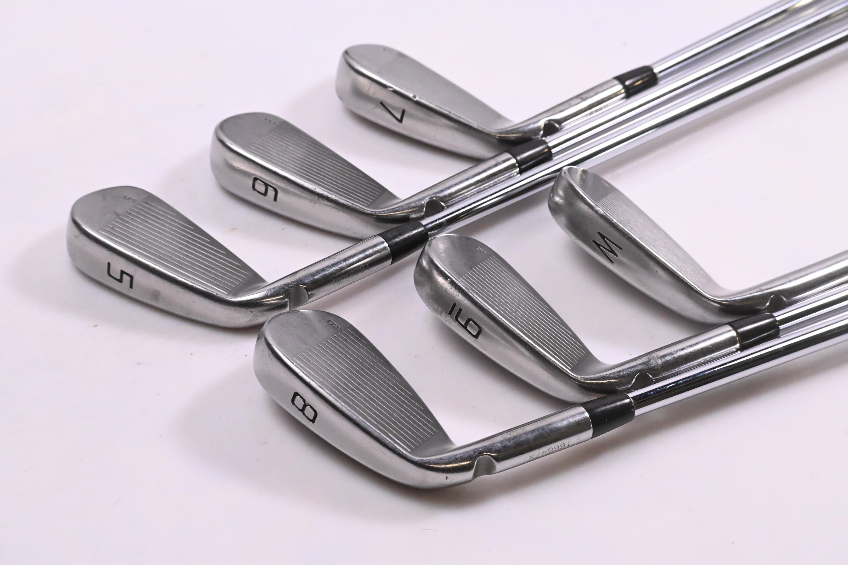Ping i-Series E1 Irons / 5-PW / Blue Dot / Regular Flex Project X Shafts