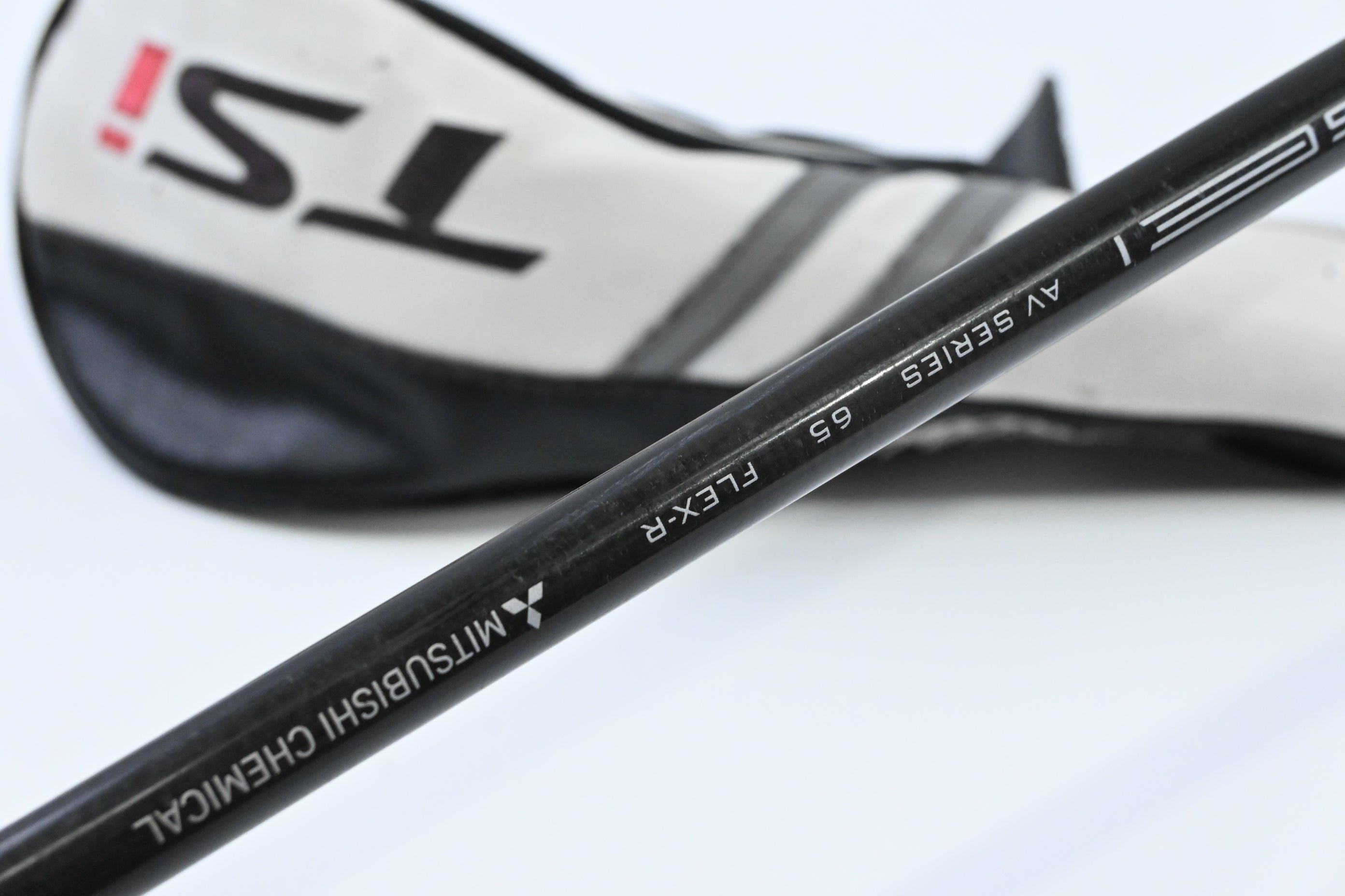Titleist TSi2 #3 Wood / 16.5 Degree / Regular Flex Tensei AV Raw Blue 65