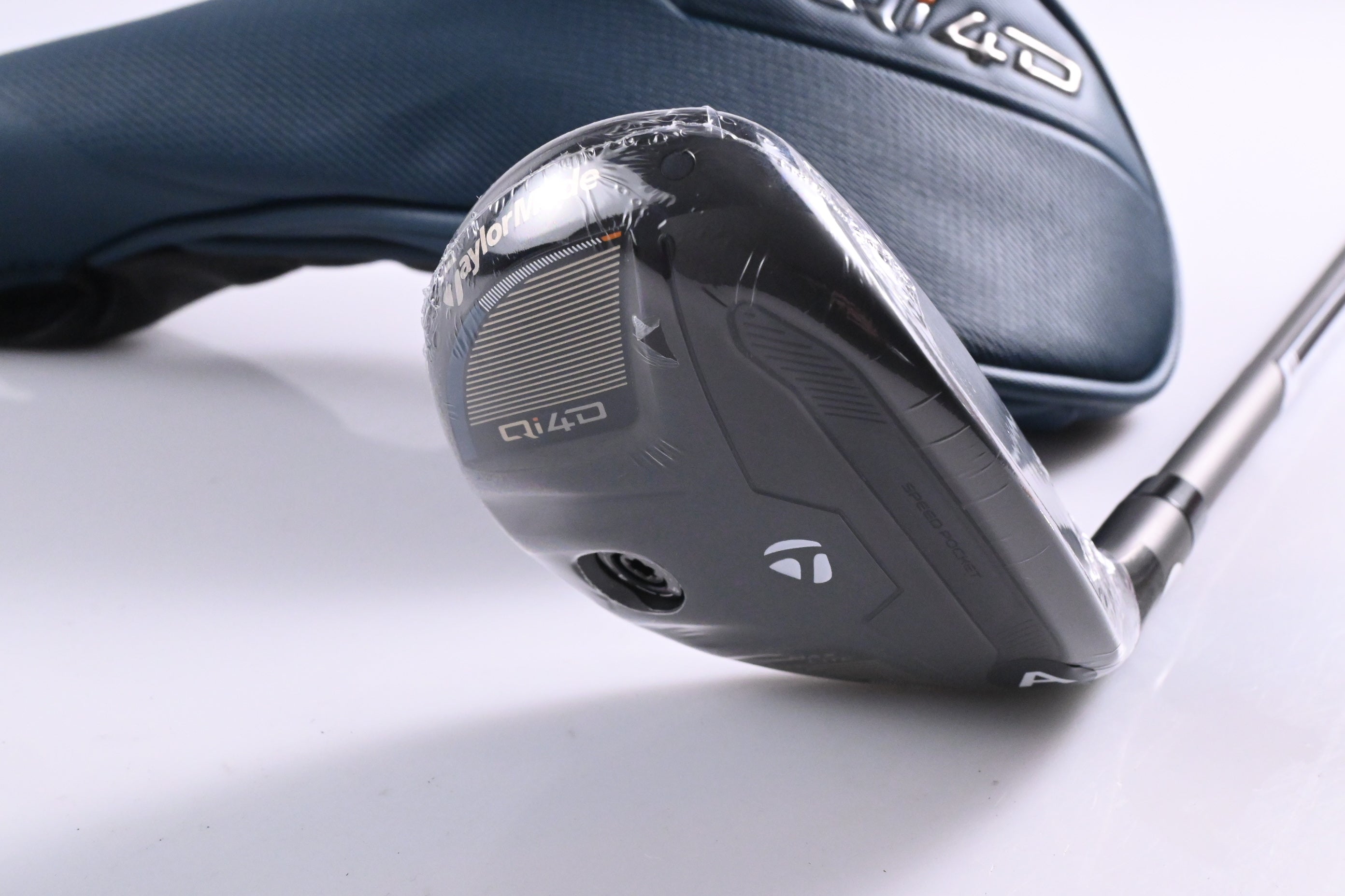 Taylormade Qi4D Max Lite #5 Hybrid / 26 Degree / Senior Flex REAX 45 Shaft