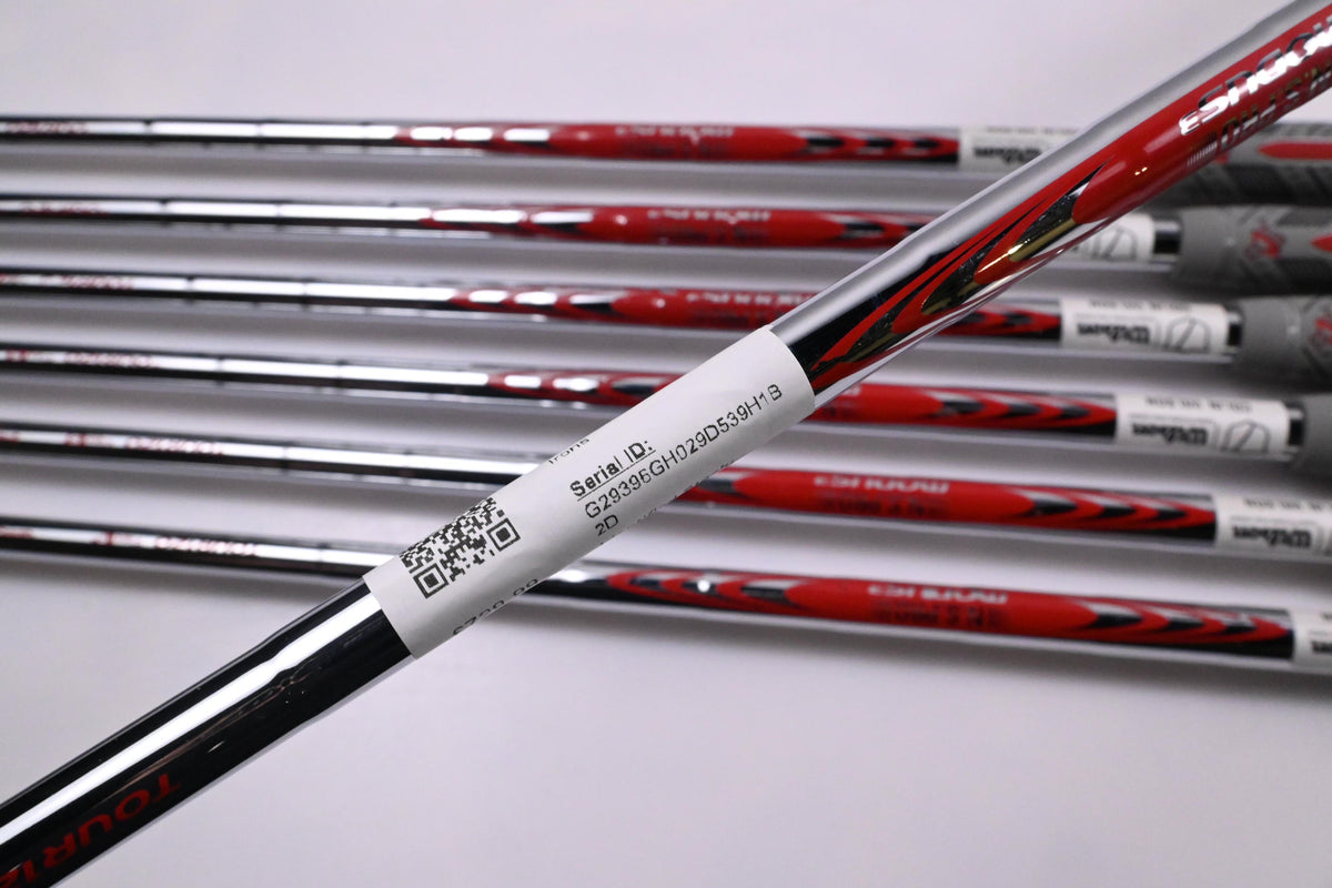 Wilson Staff Model XB/CB 2026 Irons / 4-PW / Stiff Flex N.S.Pro Modus³ Tour 120