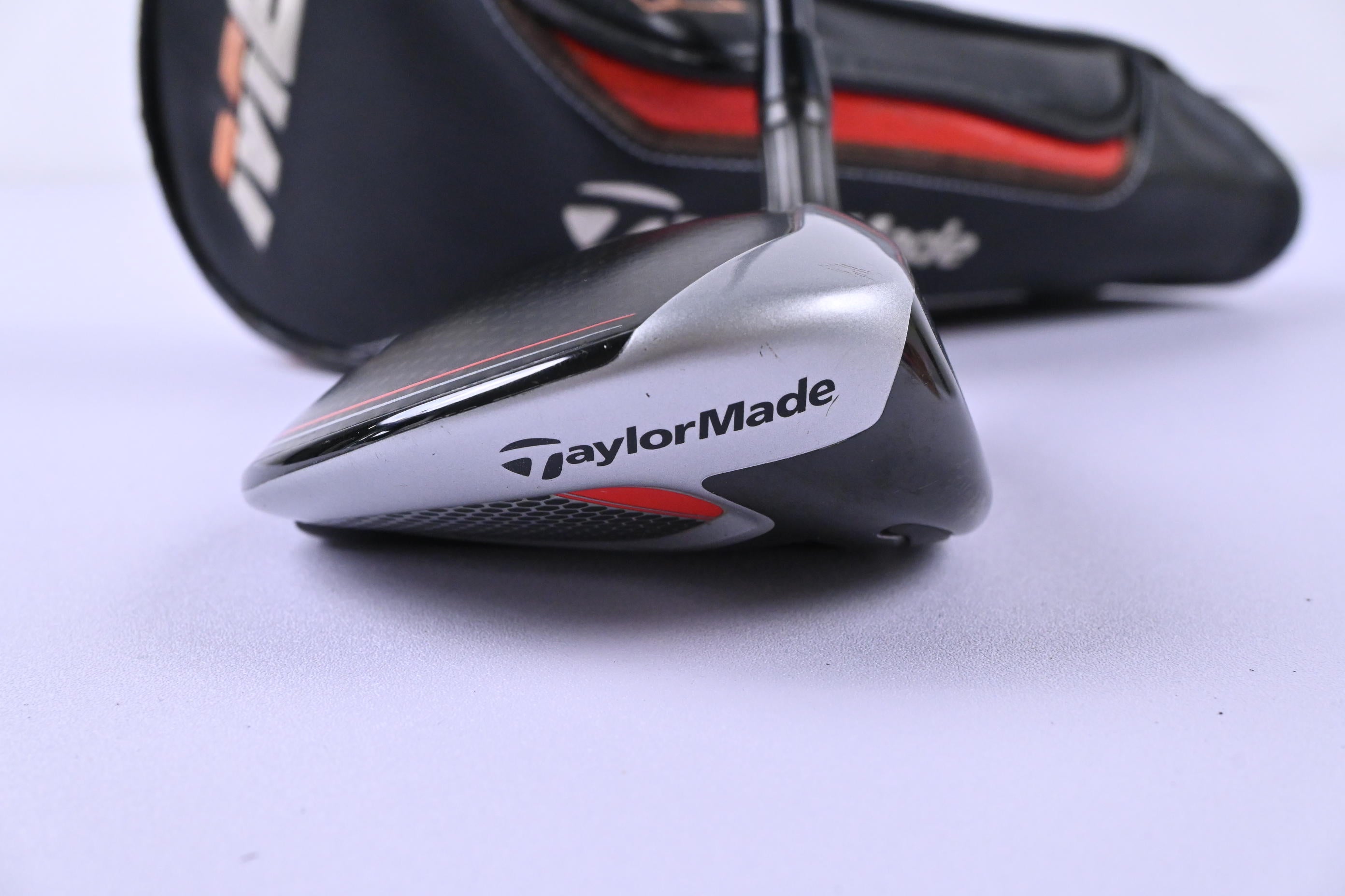 Taylormade M6 #3 Wood / 16 Degree / Regular Flex Fujikura Atmos Black 6 Shaft