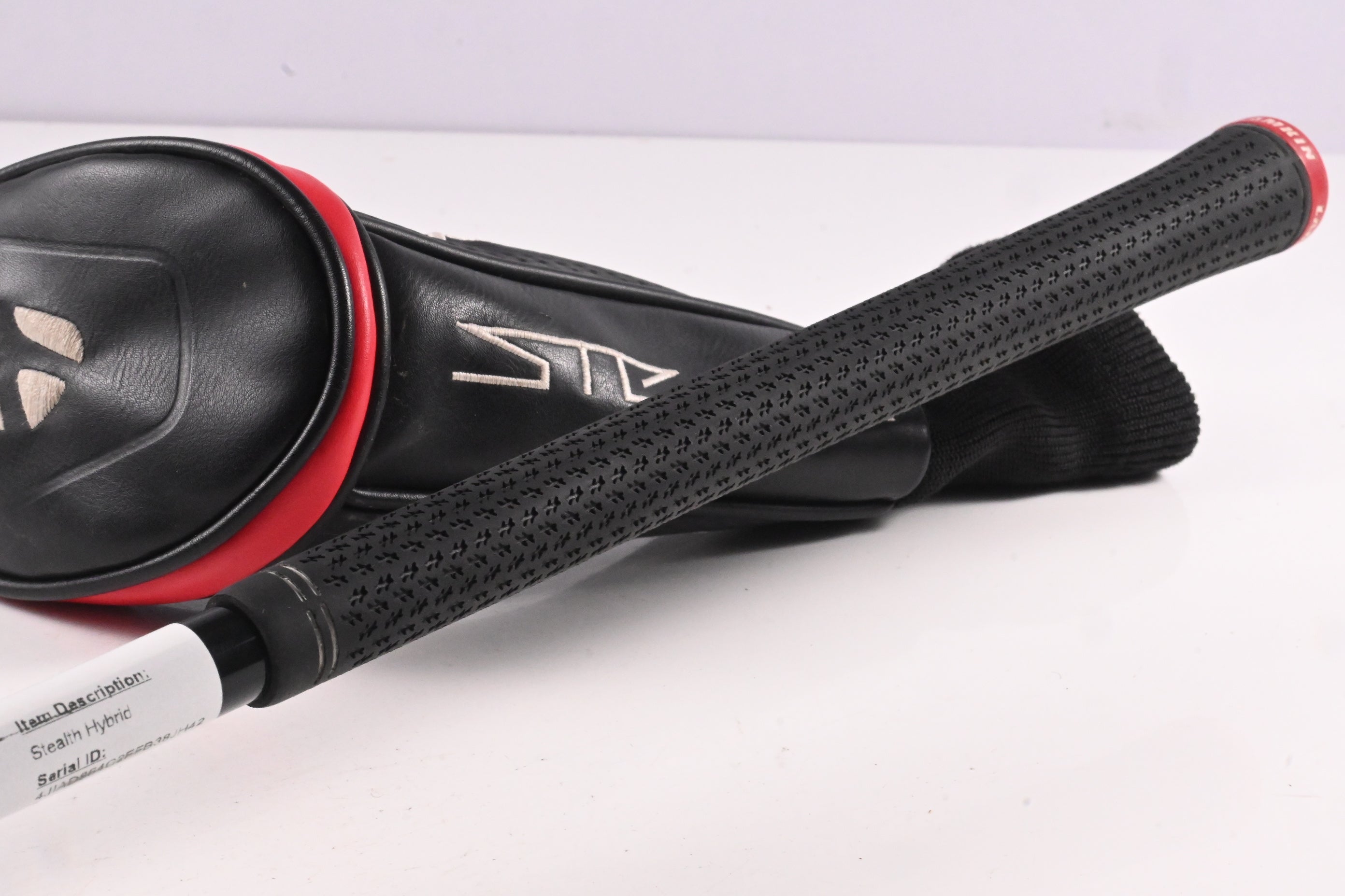 Taylormade Stealth #4 Hybrid / 22 Degree / Regular Flex Fujikura Ventus Red 6