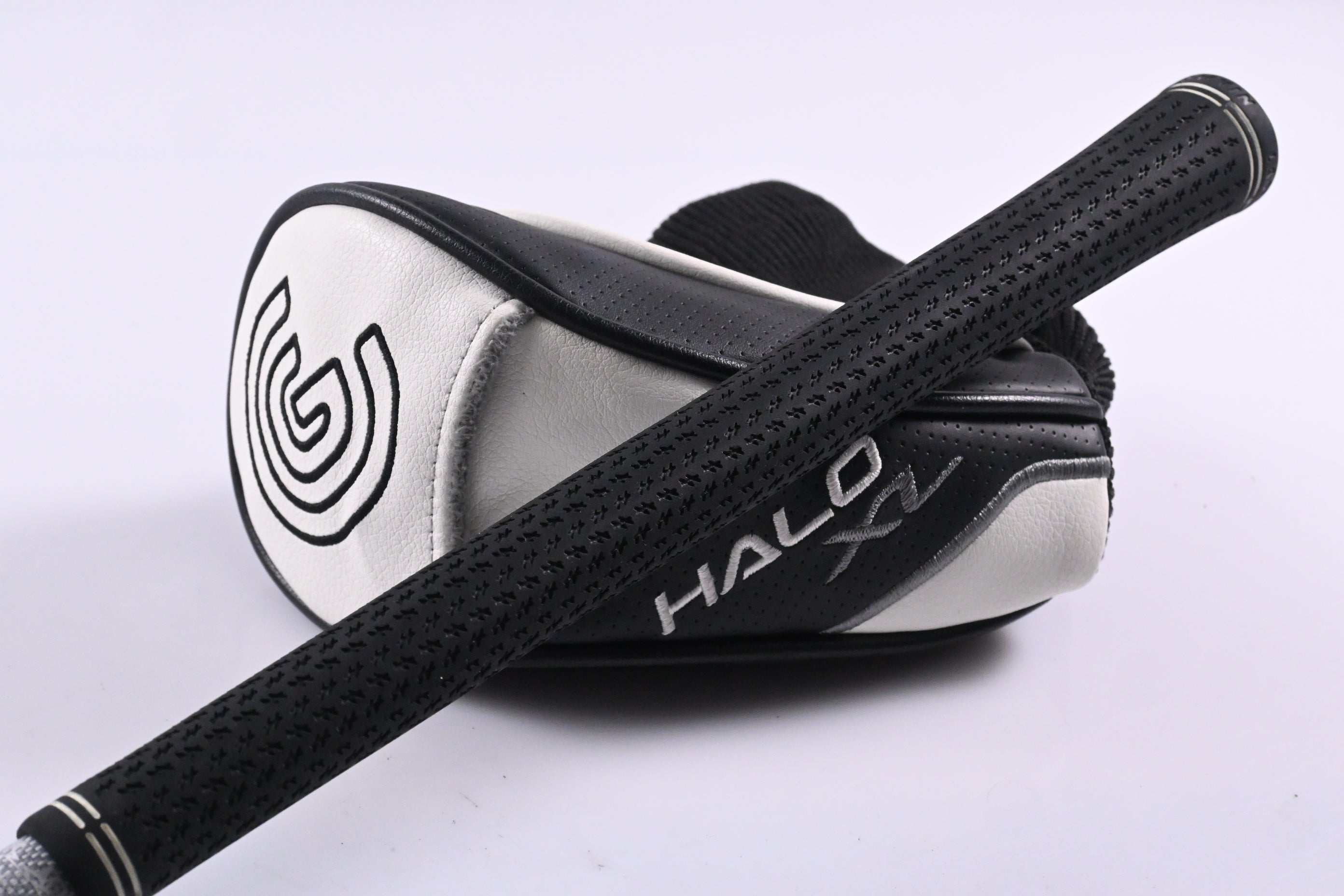 Cleveland Halo XL #3 Hybrid / 18 Degree / Stiff Flex Tensei AV Raw Blue 65 Shaft